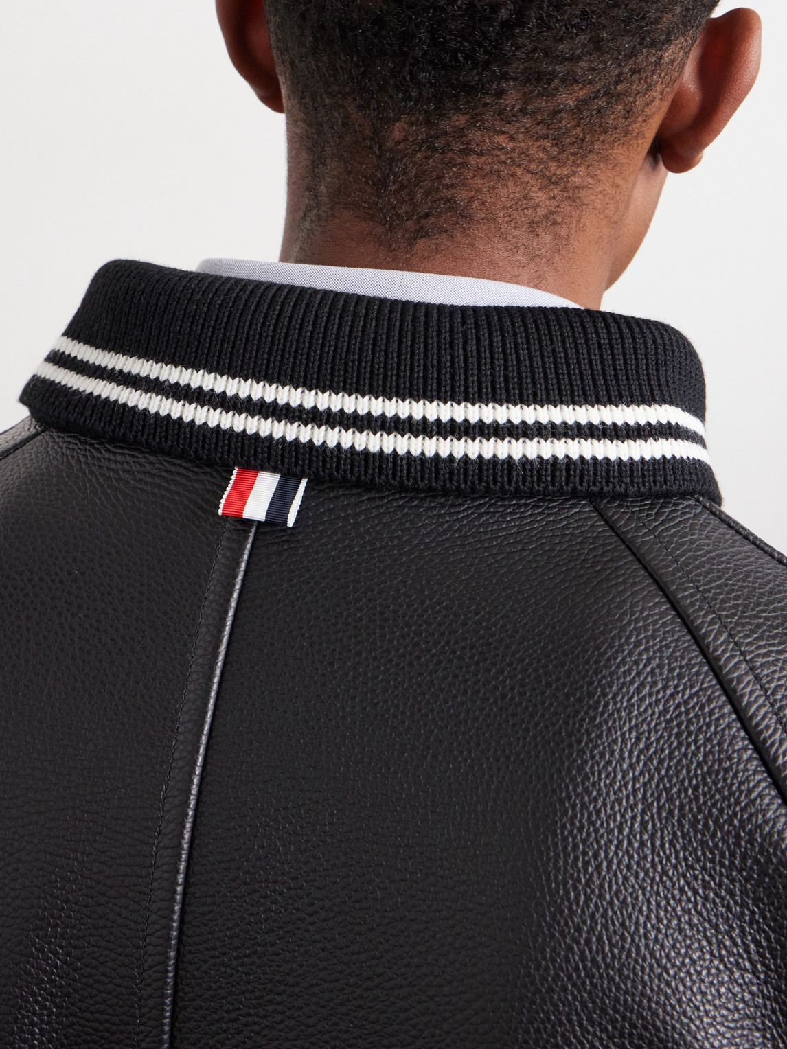 Thom Browne Coat Contrast Stripes Raglan Sleeves Pockets In Black