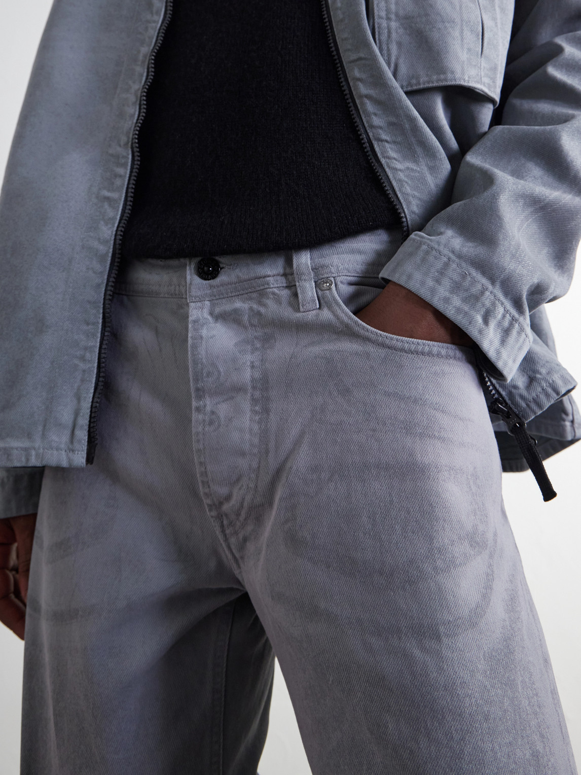 Denim Straight-Leg Corroded Bull Denim-Tc Jeans