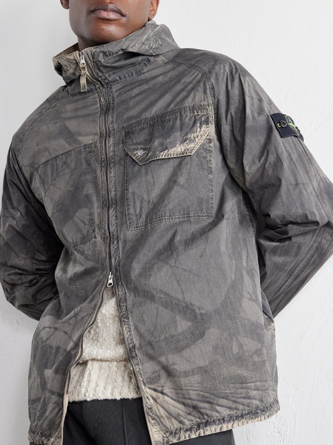 Garment-Dyed Printed Hooded Recycled Crinkle Reps-Tc Overshirt