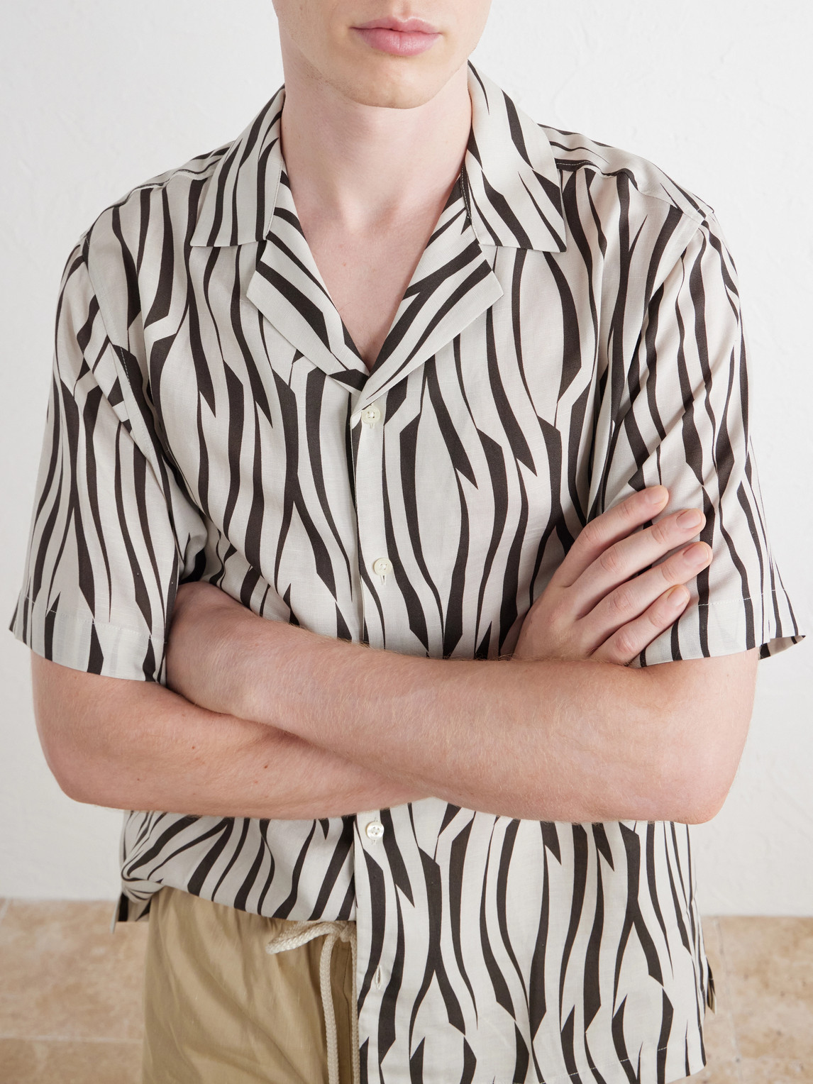 Frescobol Carioca Roberto Camp-Collar Printed Lyocell and Linen-Blend Shirt - Men | Thumbnail 5 Frescobol Carioca Roberto Camp-Collar Printed Lyocell and Linen-Blend Shirt - Men | Thumbnail 5
