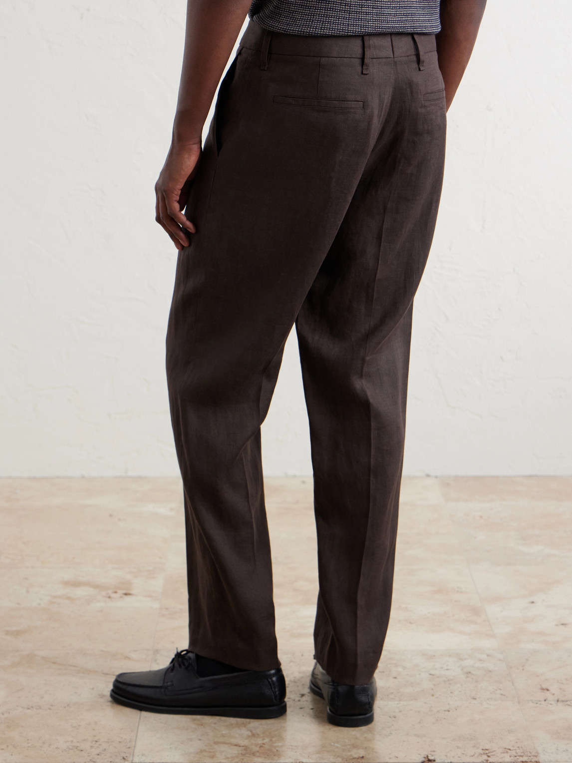 Evan Straight-Leg Pleated Linen Trousers