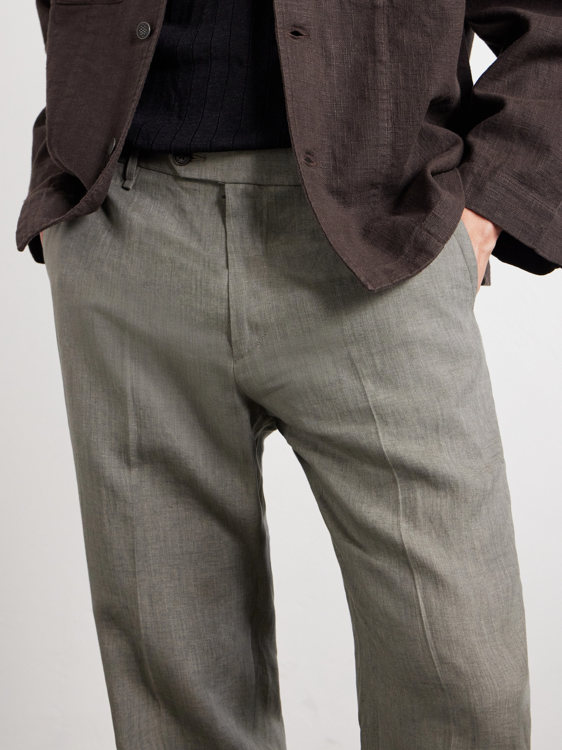 Evan Straight-Leg Pleated Linen Trousers