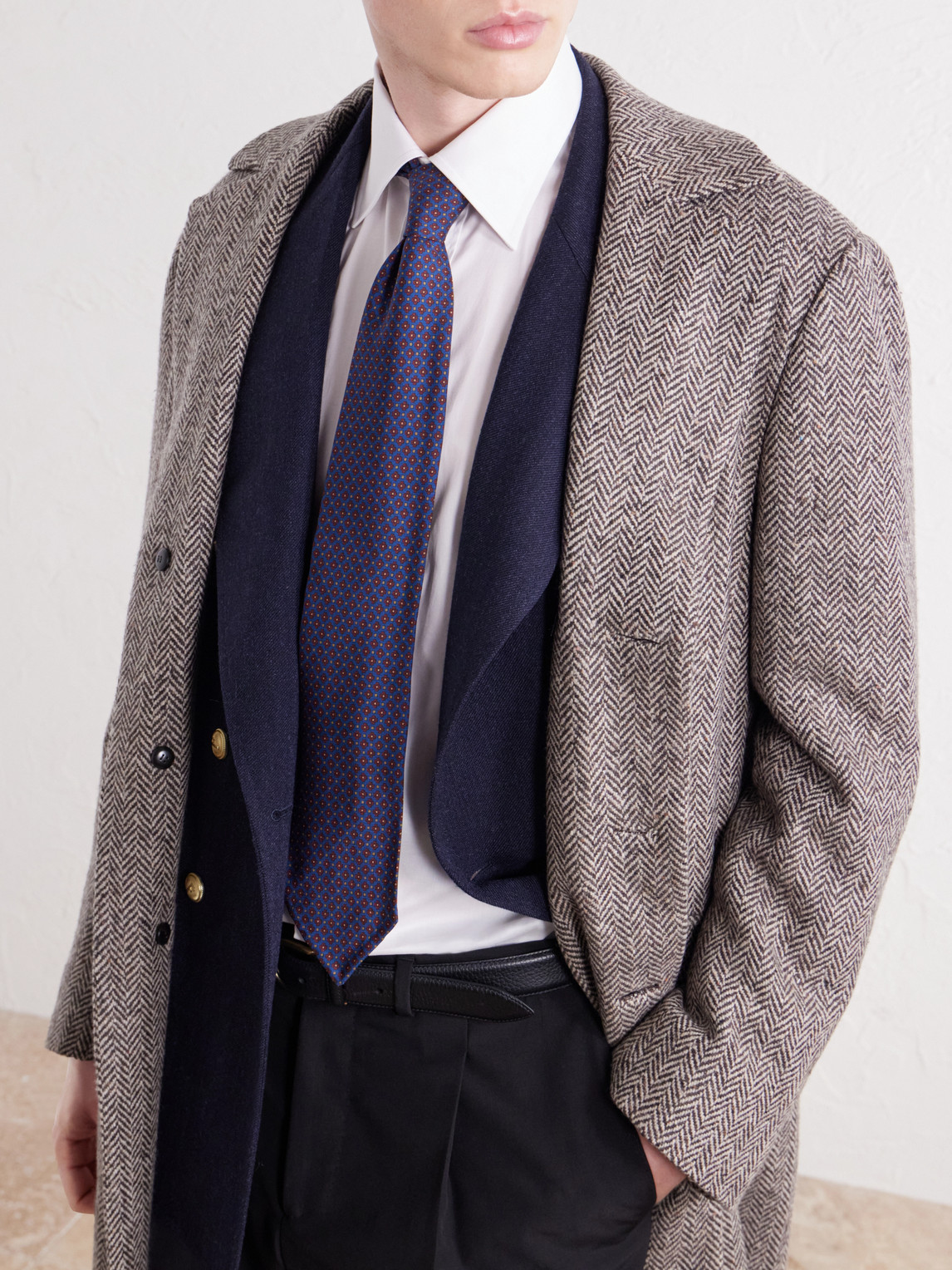 Cutaway-Collar Cotton-Twill Shirt