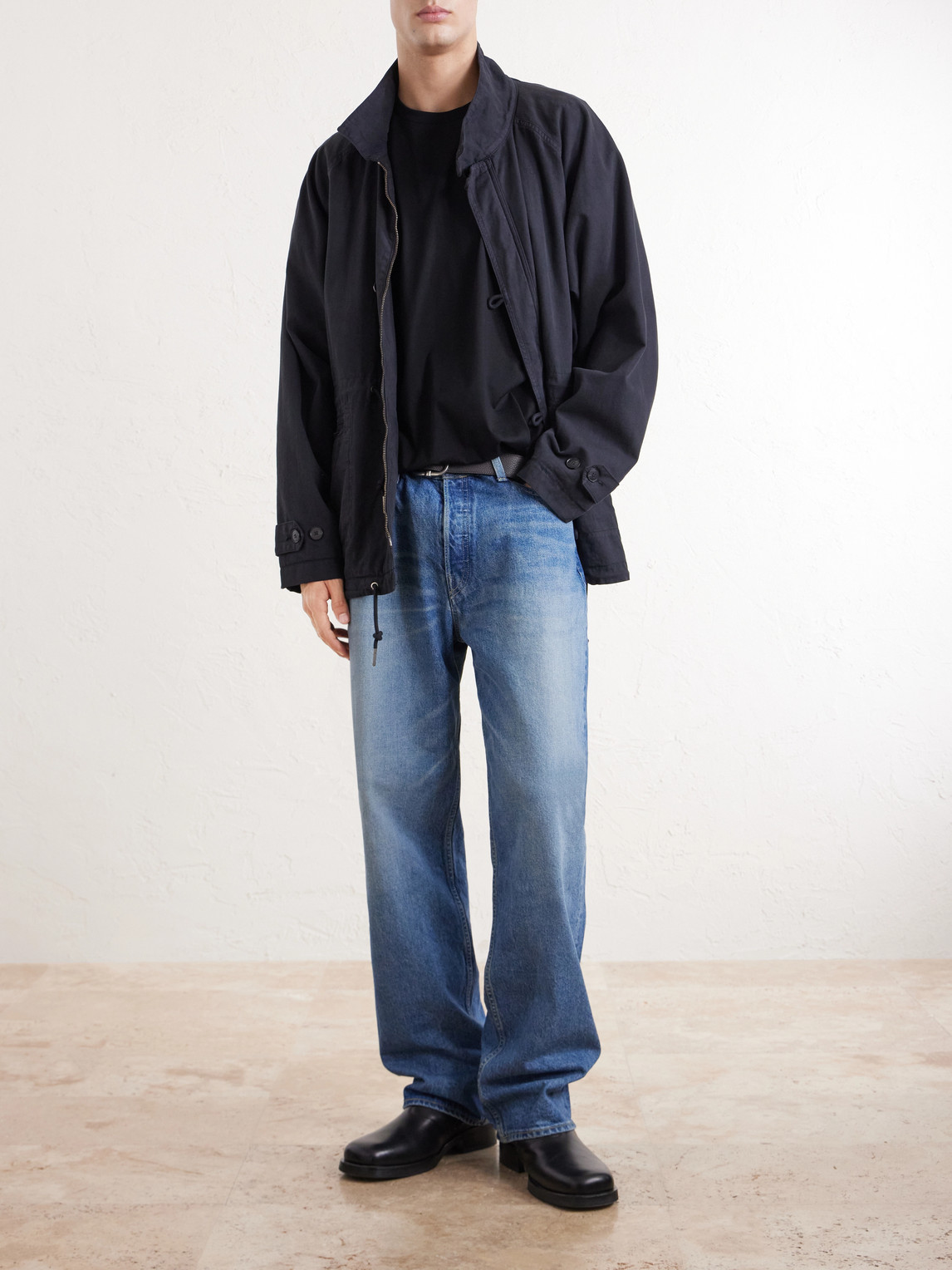 Wide-Leg Jeans