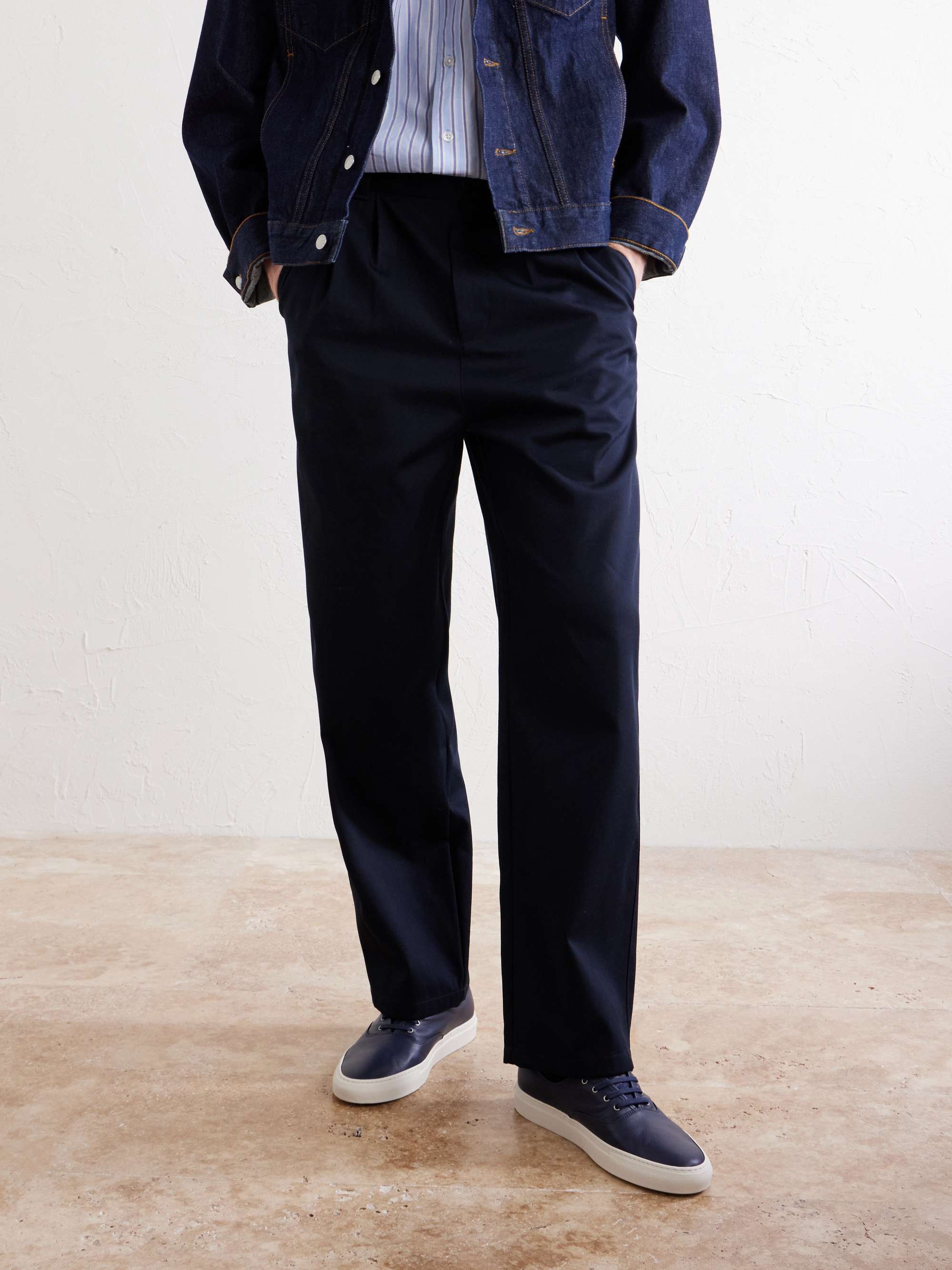 COMMON PROJECTS 