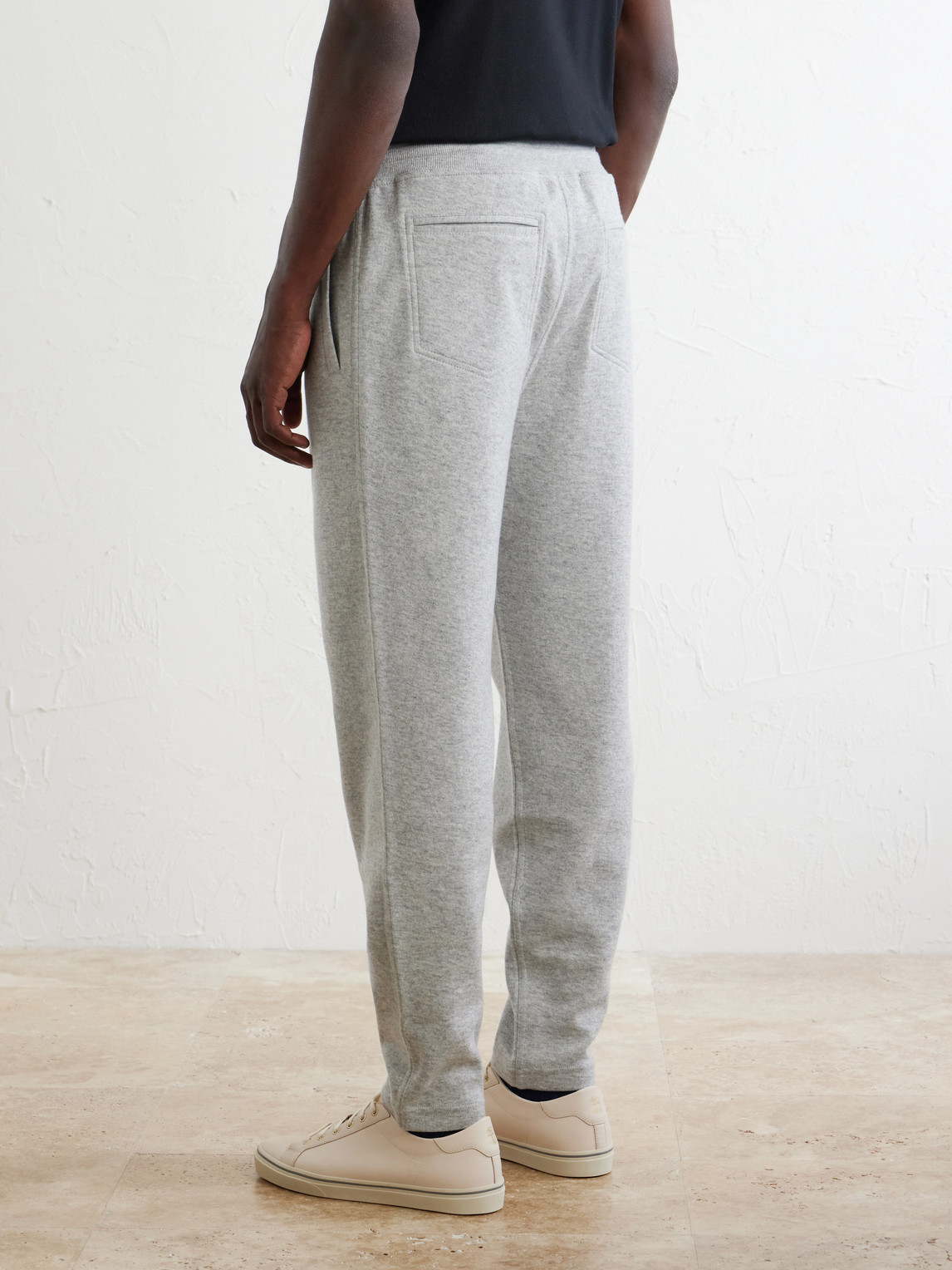 Brunello Cucinelli Tapered Cashmere-Blend Sweatpants - Men | Thumbnail 4 Brunello Cucinelli Tapered Cashmere-Blend Sweatpants - Men | Thumbnail 4