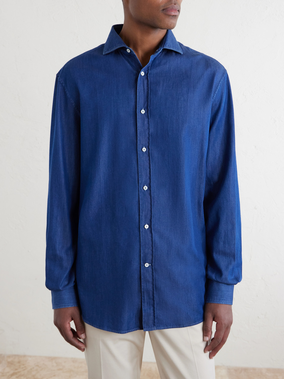 Cutaway-Collar Cotton-Chambray Shirt