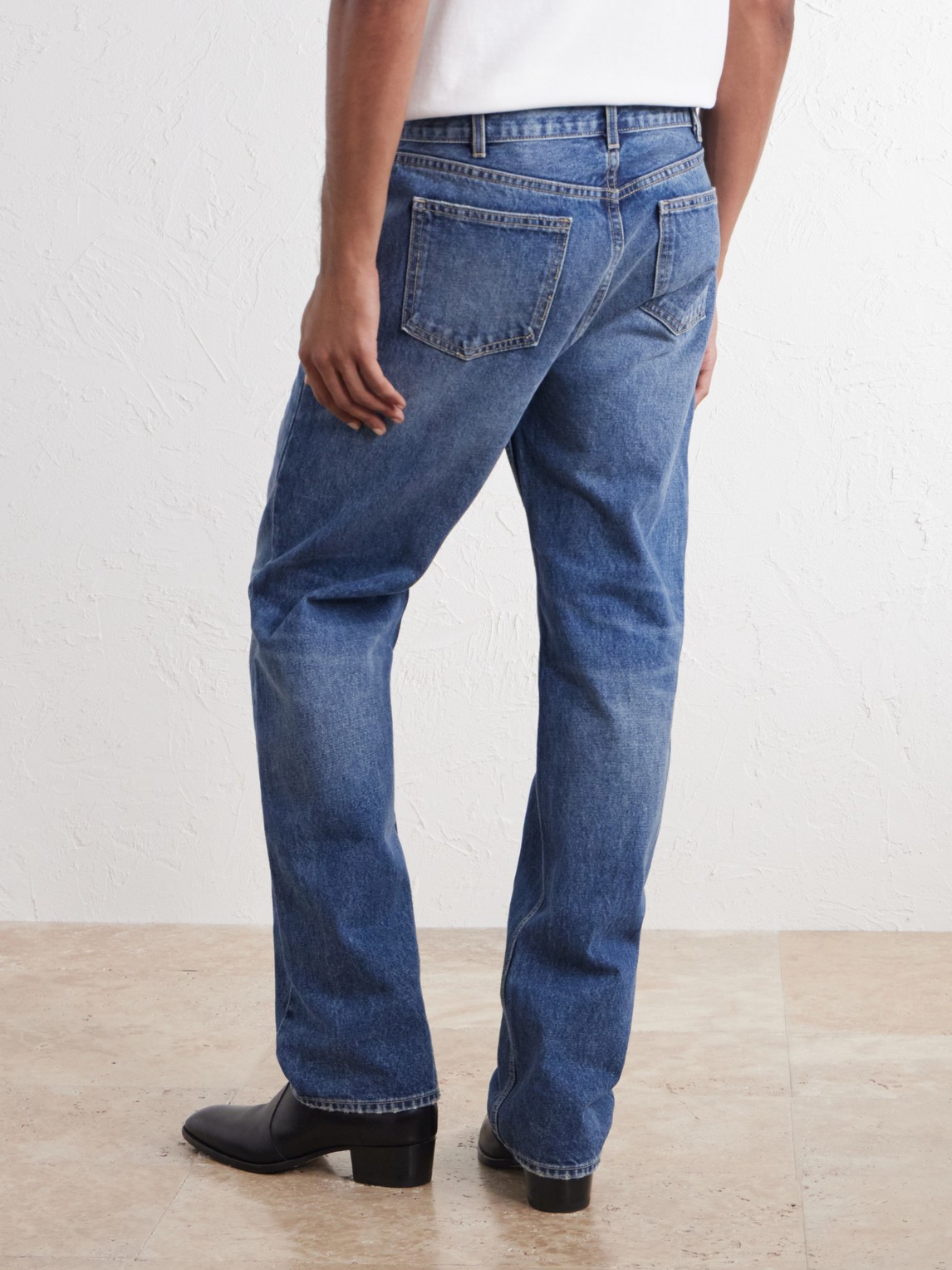 Billie Straight-Leg Jeans