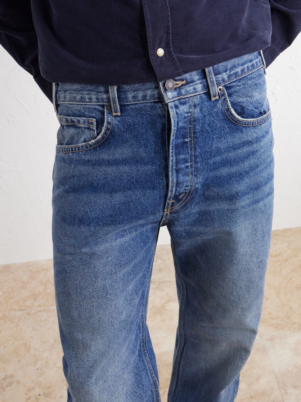 Billie Straight-Leg Jeans