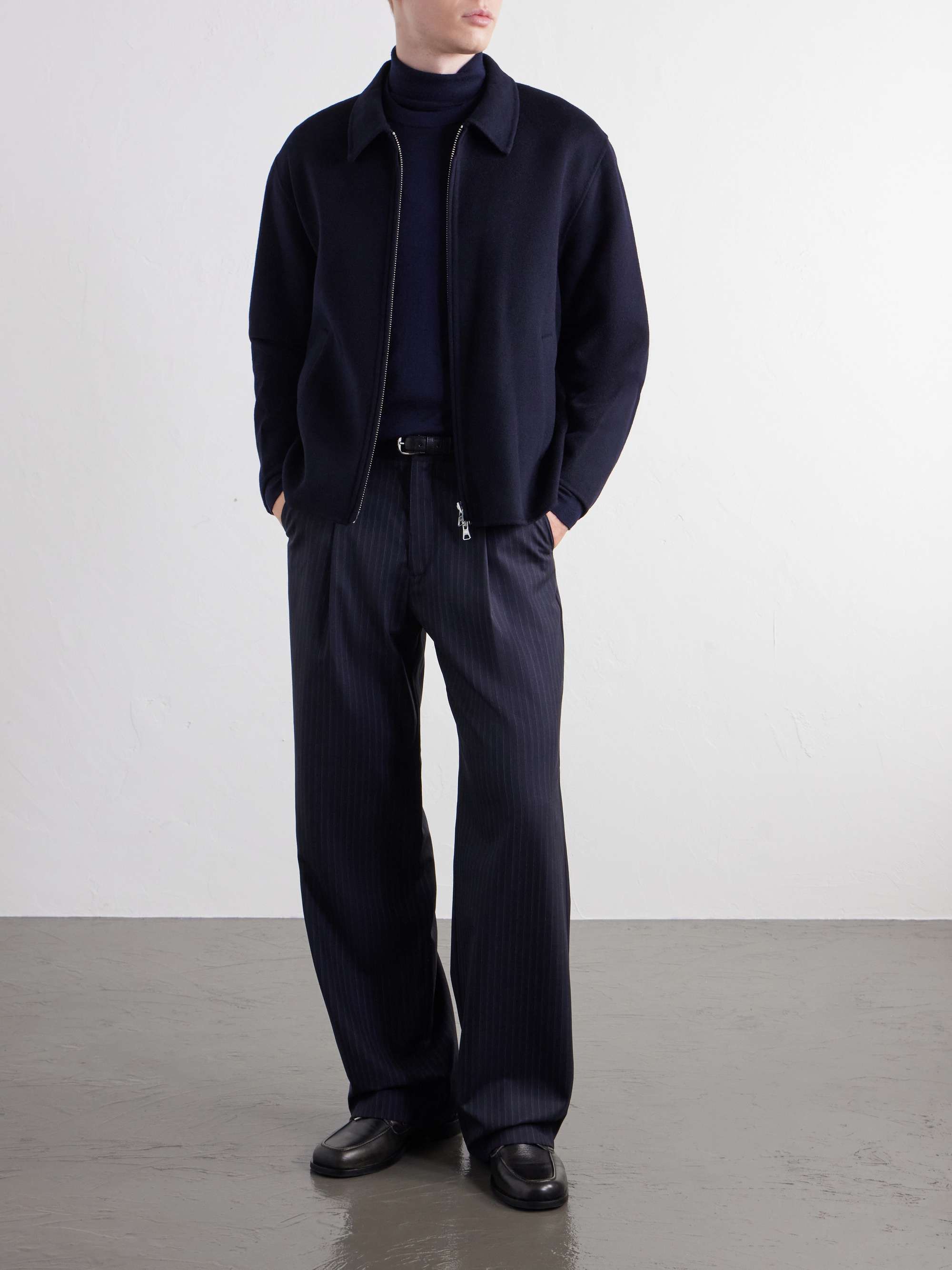 THOM SWEENEY 