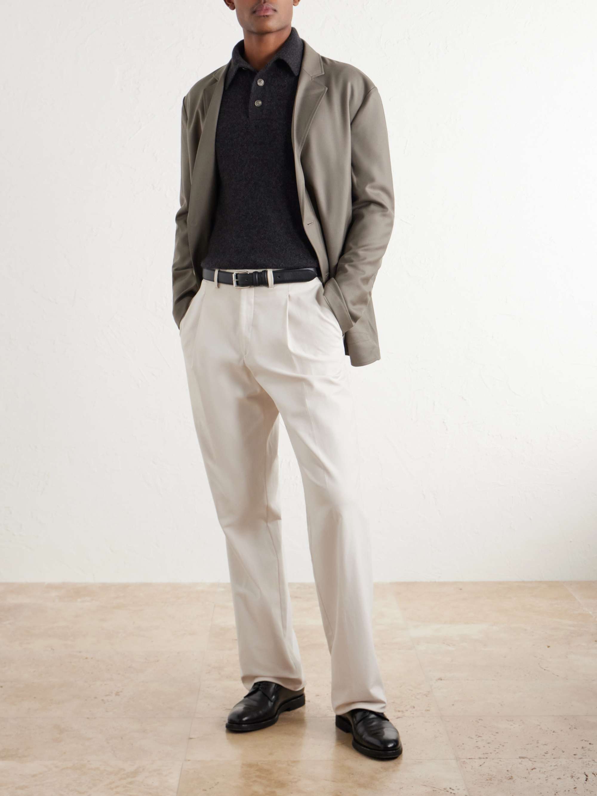THOM SWEENEY 