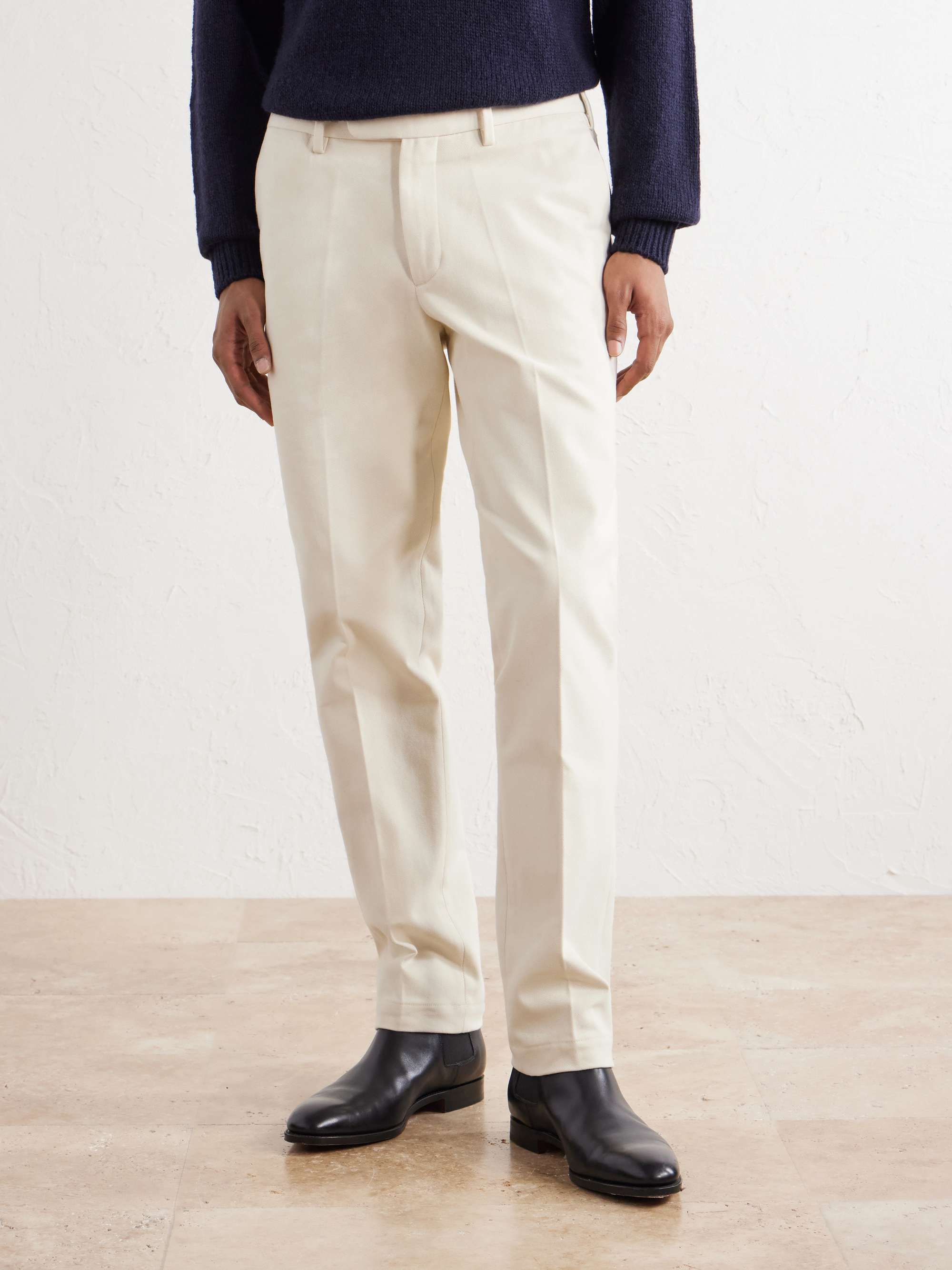 THOM SWEENEY 
