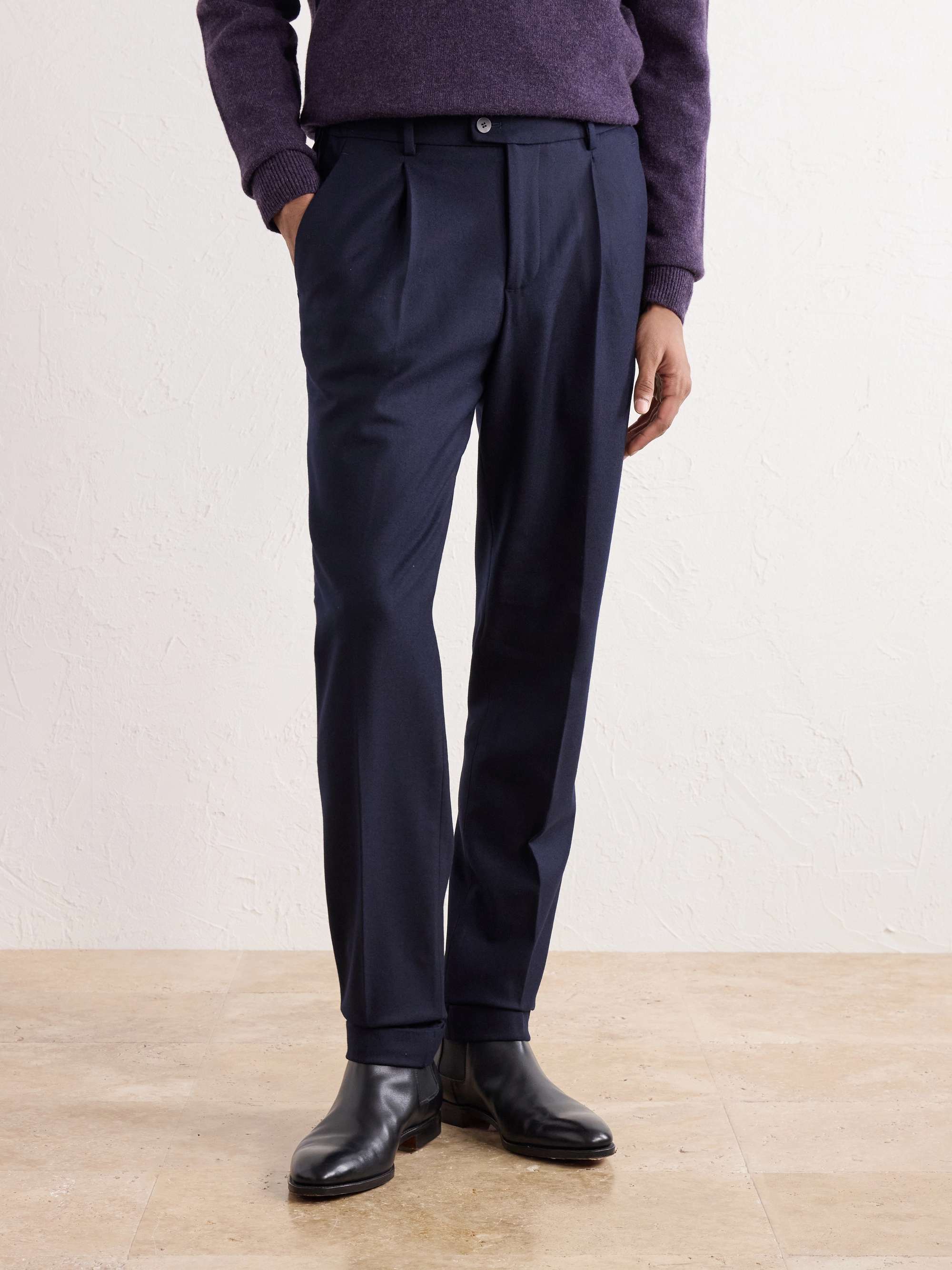 THOM SWEENEY 