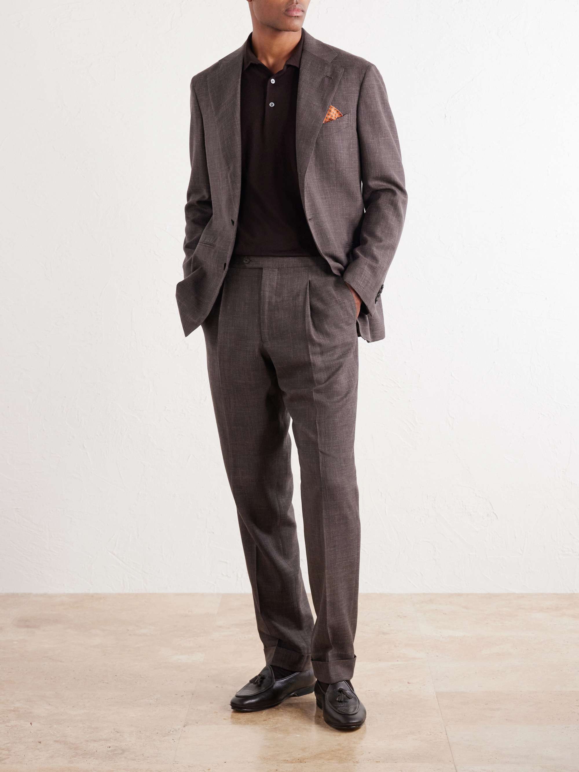 THOM SWEENEY 