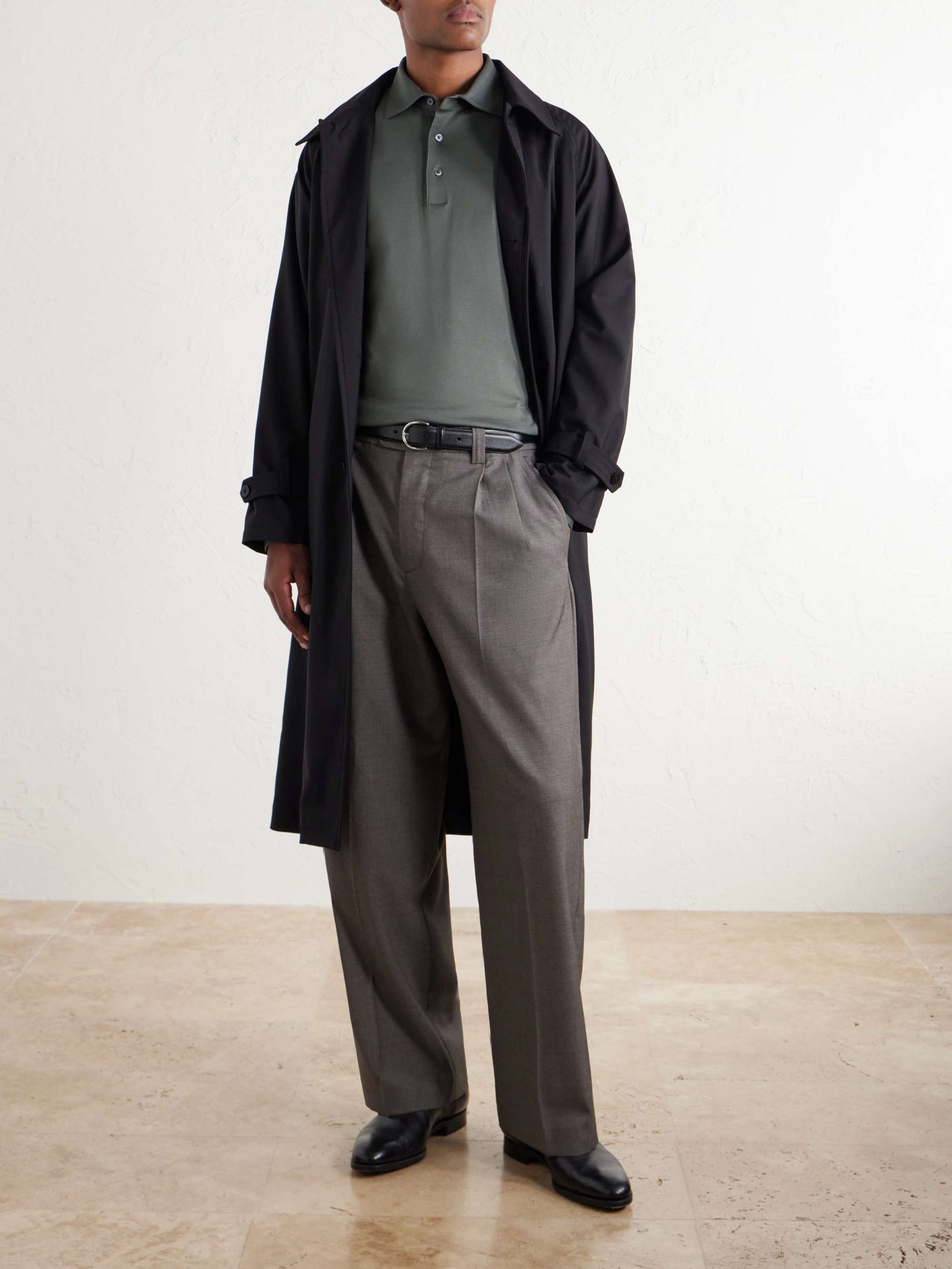 THOM SWEENEY 