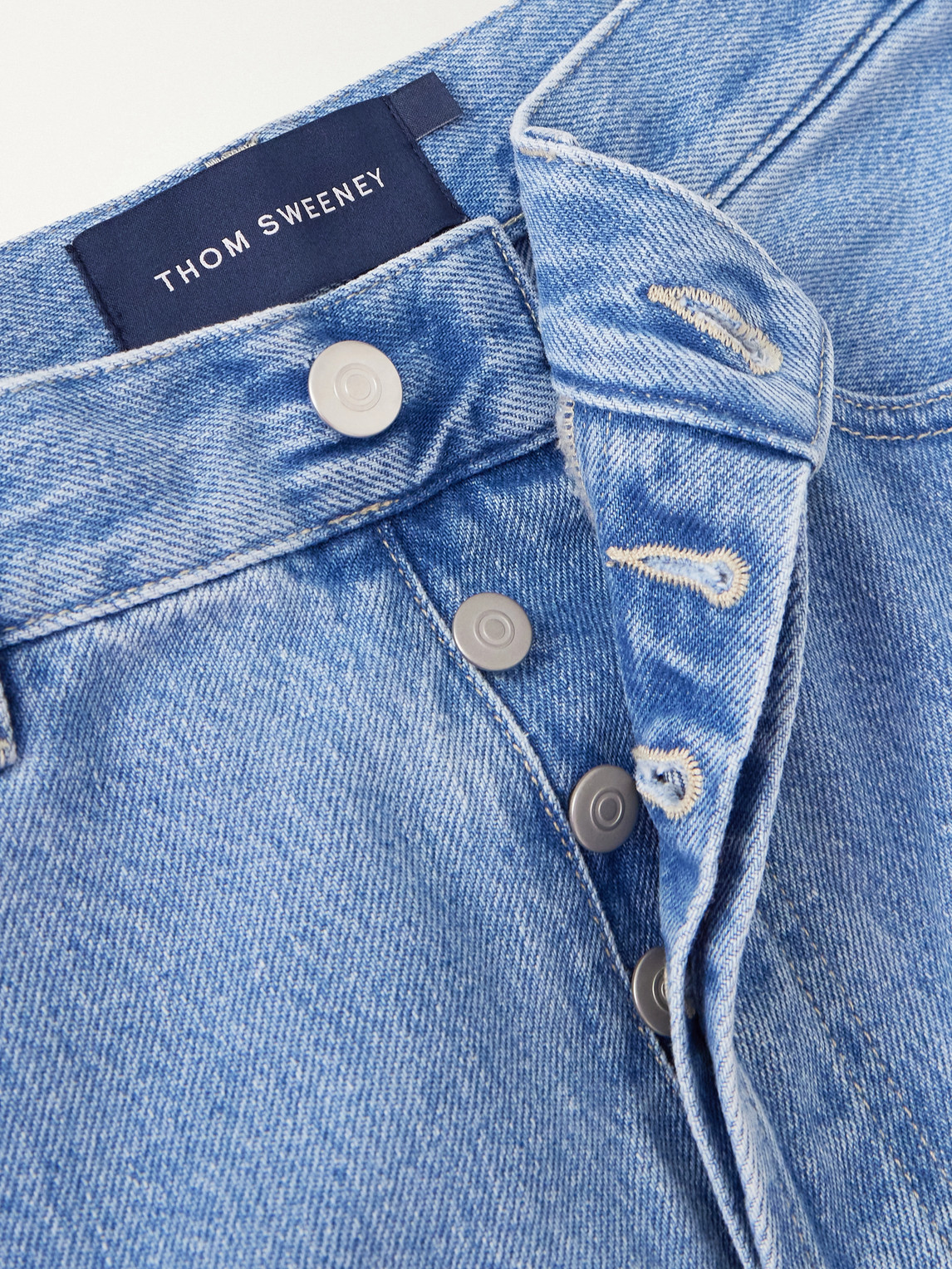 Easy Fit Straight-Leg Jeans