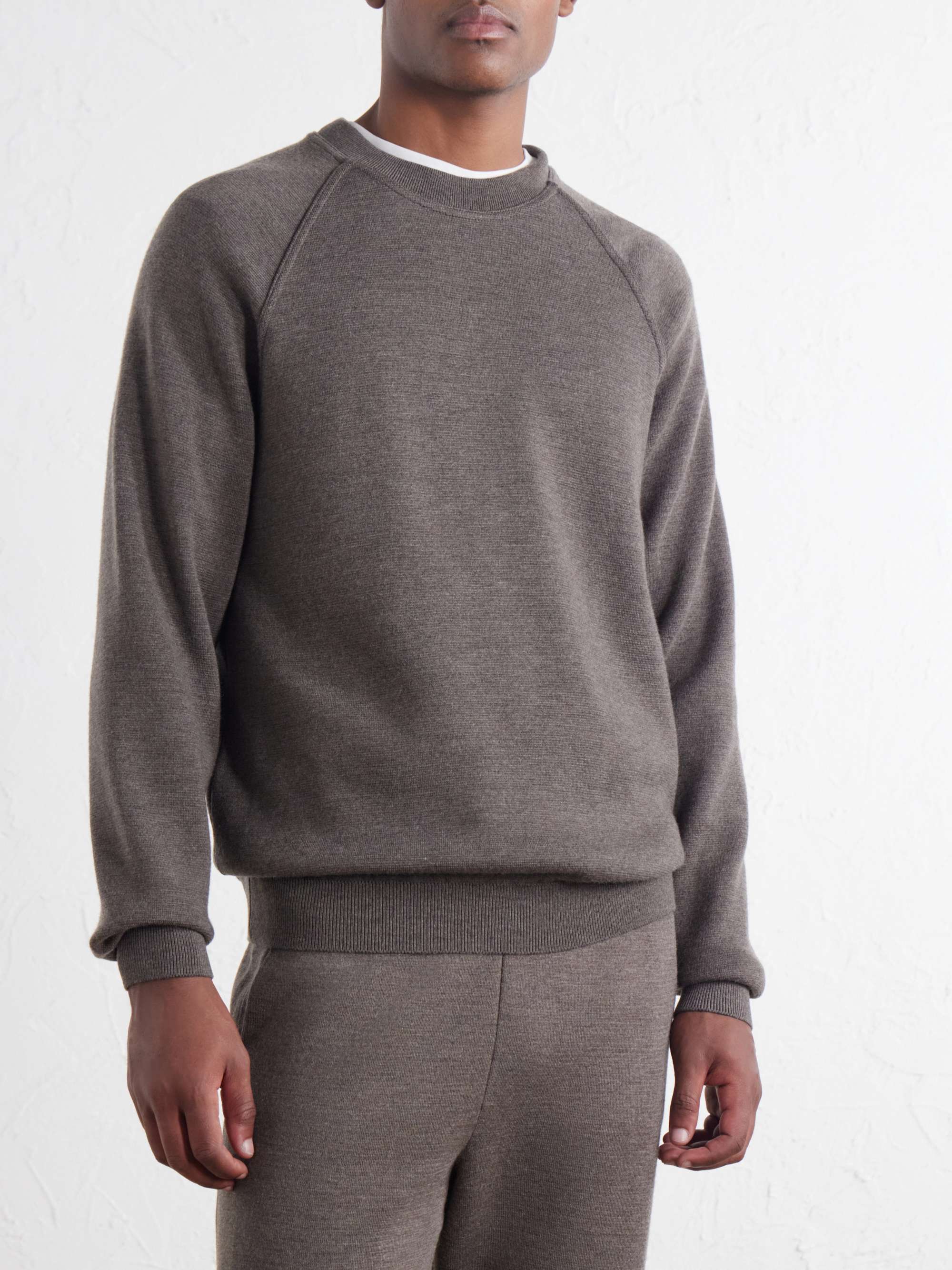 THOM SWEENEY 