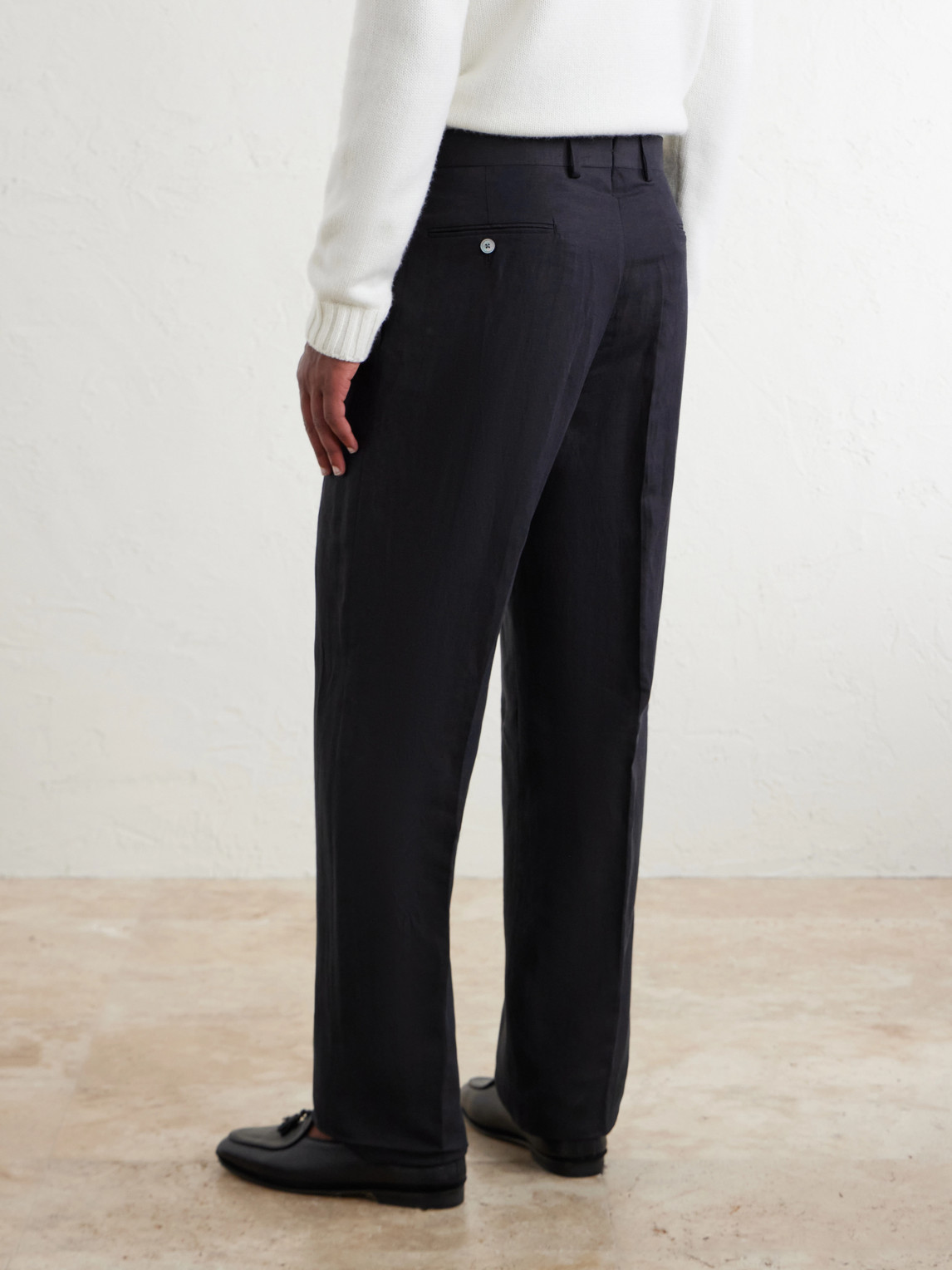  Ralph Lauren Purple Label - Straight-leg Pleated Silk And Linen-blend Trousers - Men - Black - Uk/us 30 