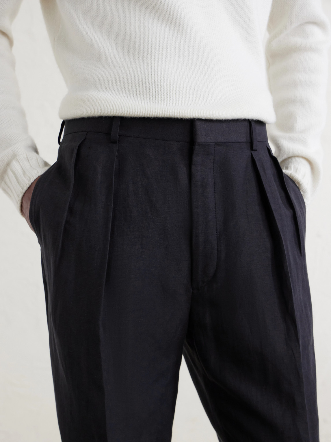Purple Label - Straight-Leg Pleated Silk And Linen-Blend Trousers
