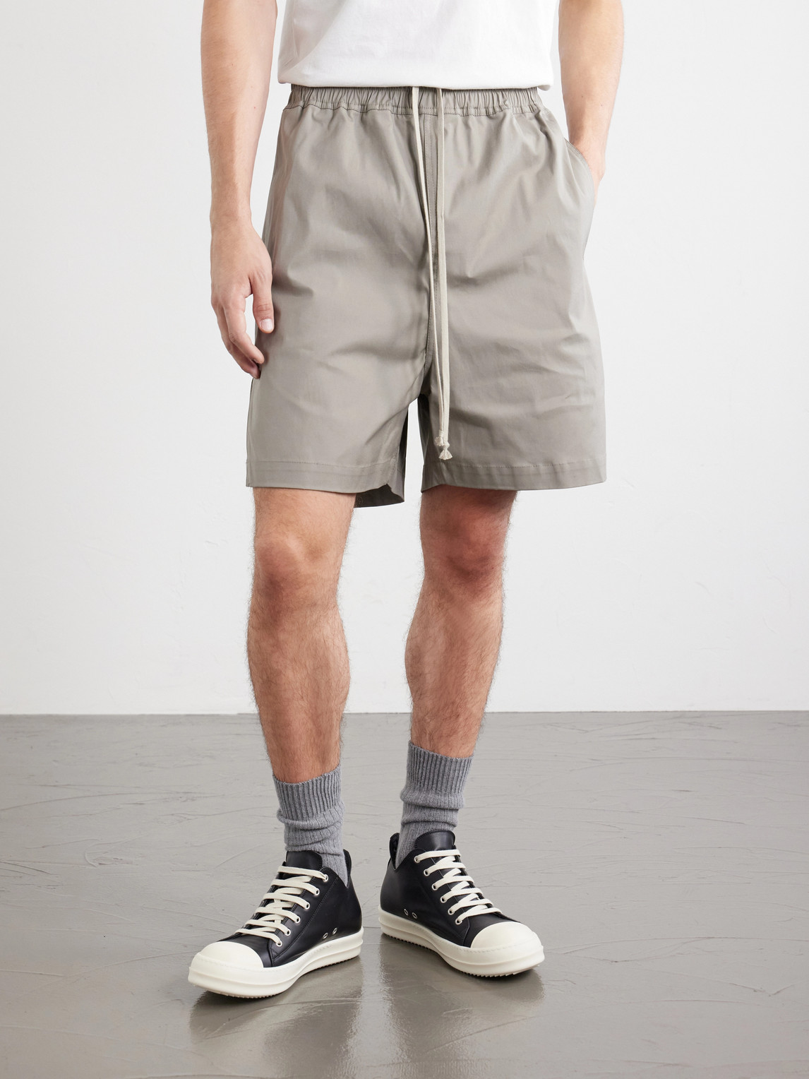 Boxer Straight-Leg Cotton-Blend Canvas Drawstring Shorts