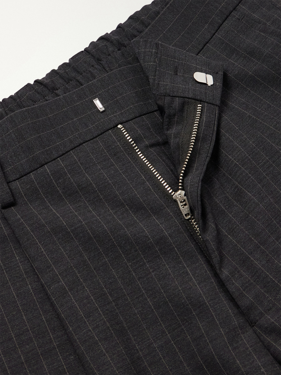 Kay 10037 Straight-Leg Pleated Pinstriped Woven Trousers