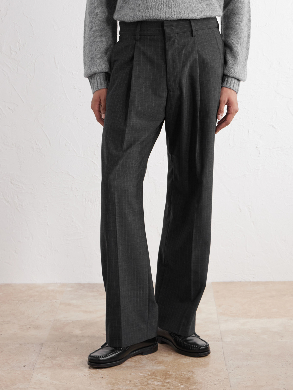 Kay 10037 Straight-Leg Pleated Pinstriped Woven Trousers