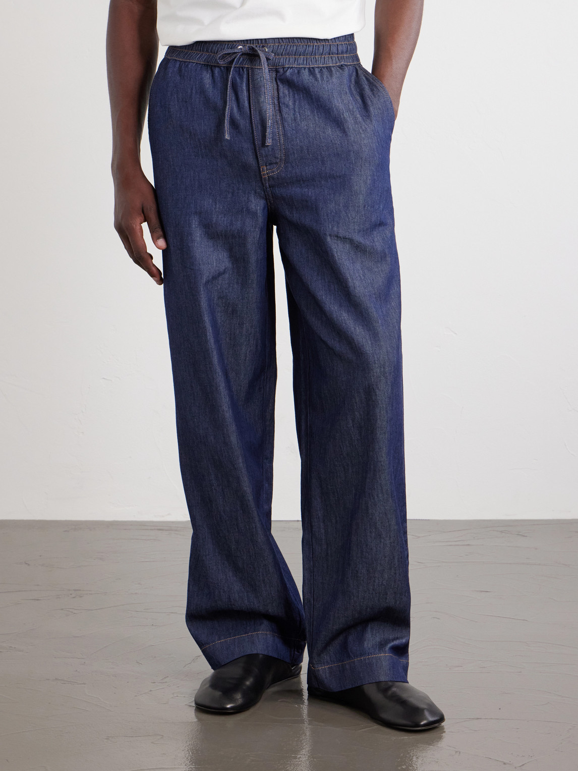 Anagram-Detailed Wide-Leg Jeans