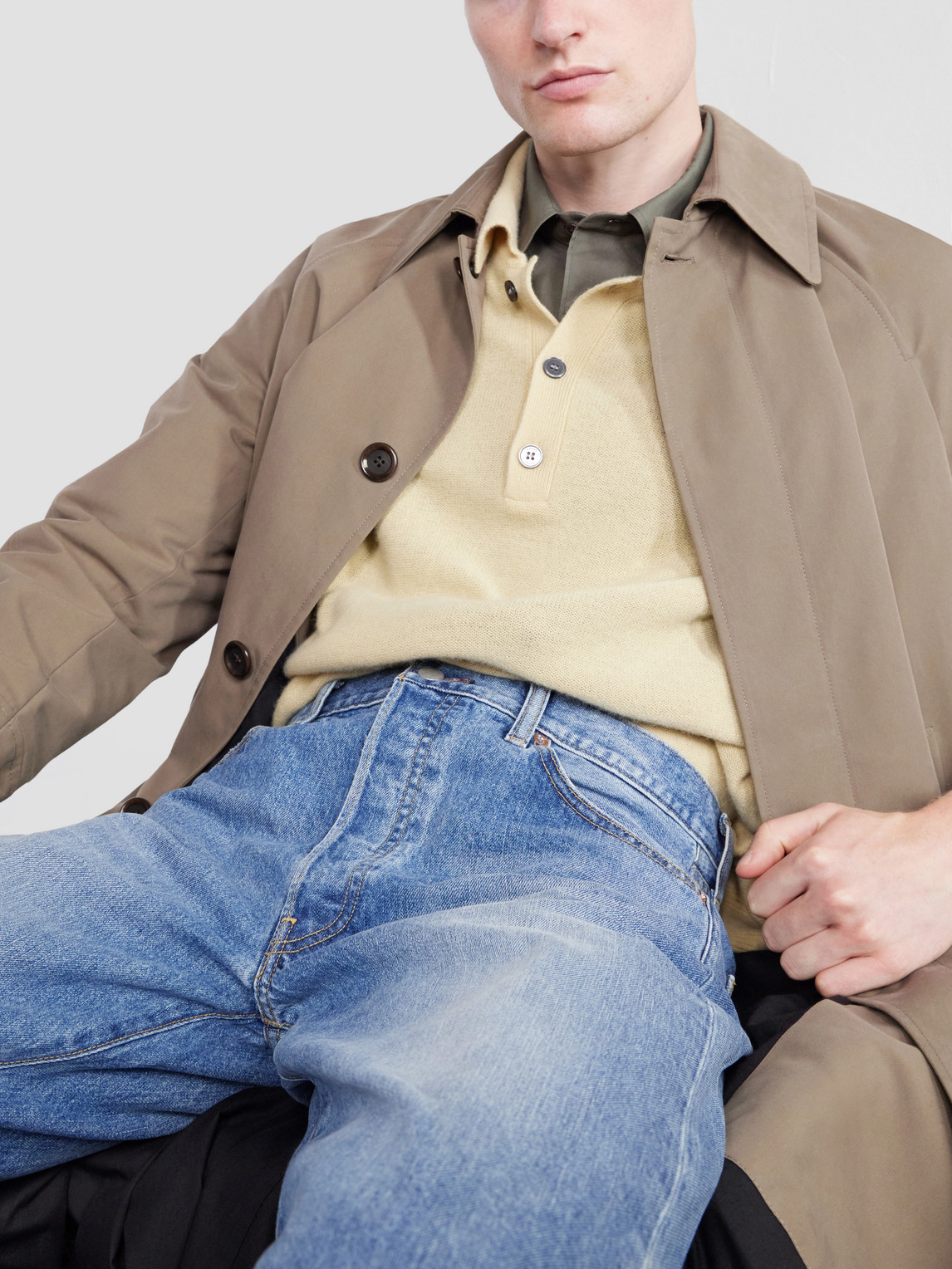 90'S Straight-Leg Washed Jeans