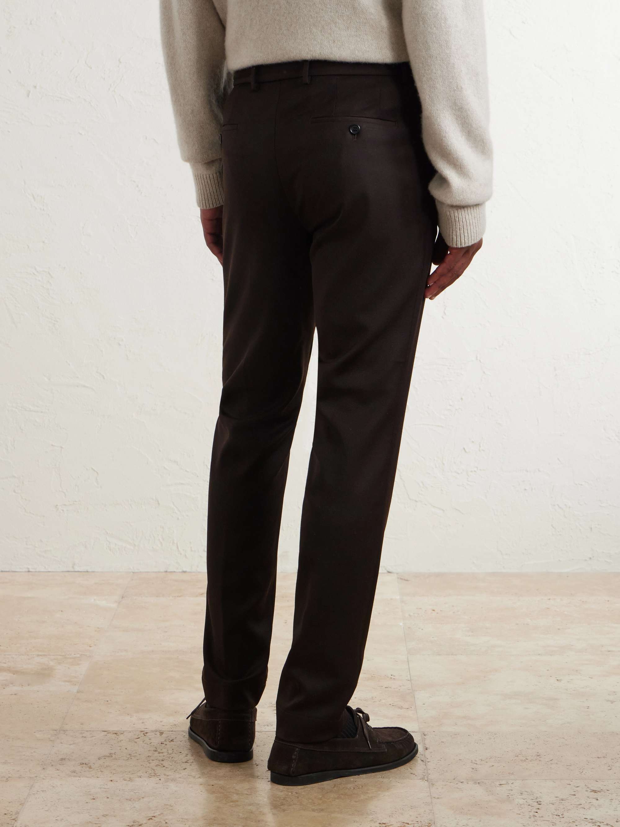 SLOWEAR 
