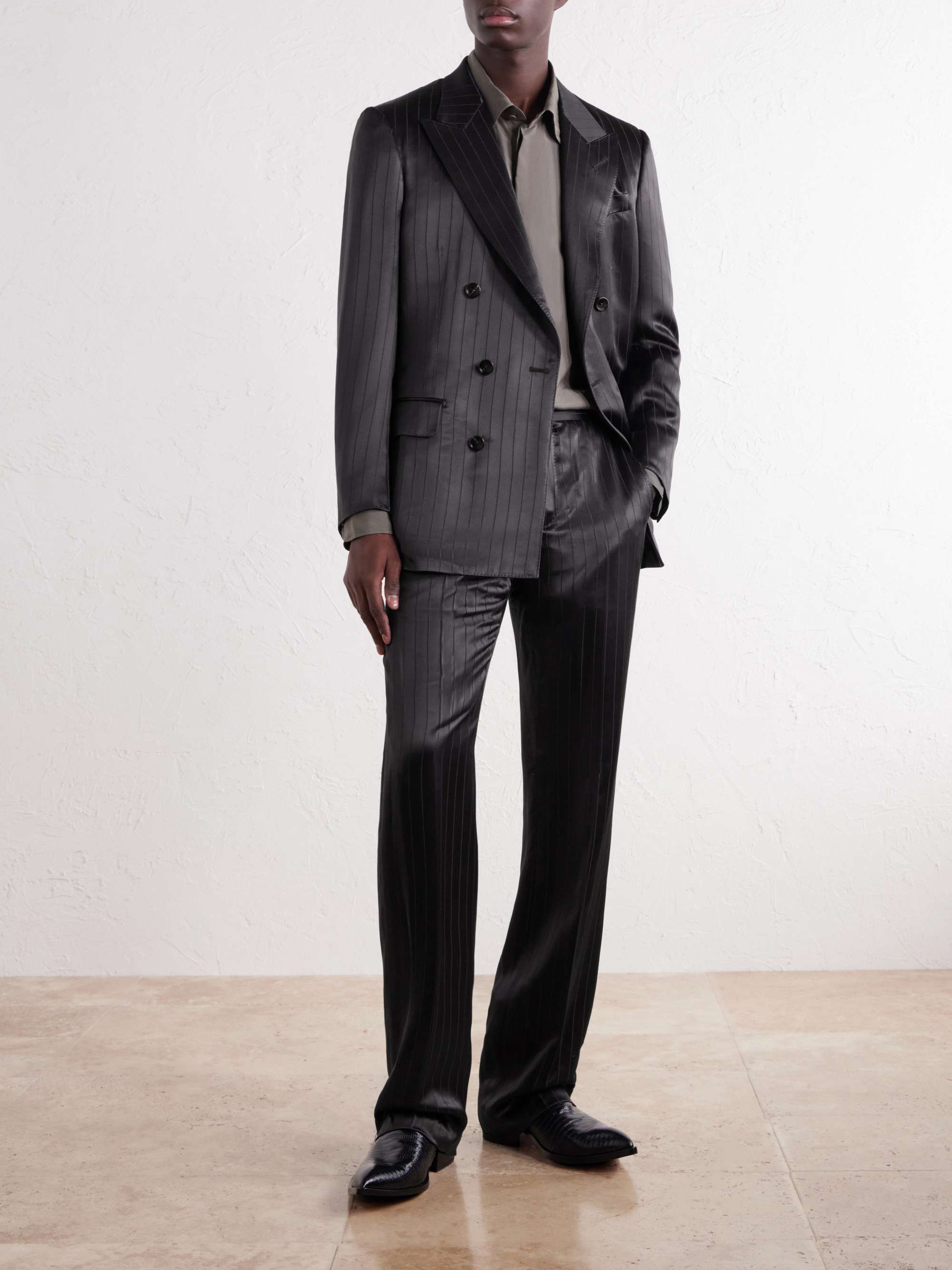 TOM FORD 