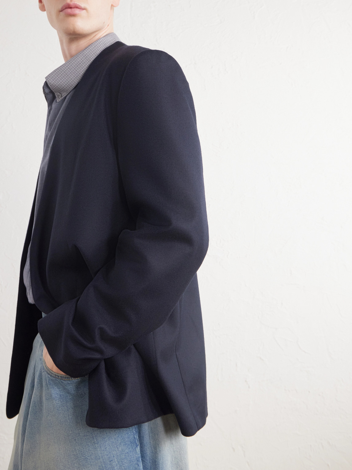 Minimal Virgin Blazer