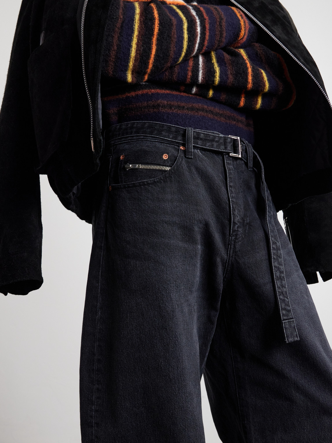 Wide-Leg Belted Jeans