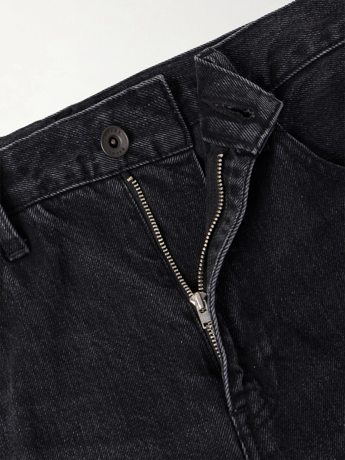Wide-Leg Belted Jeans