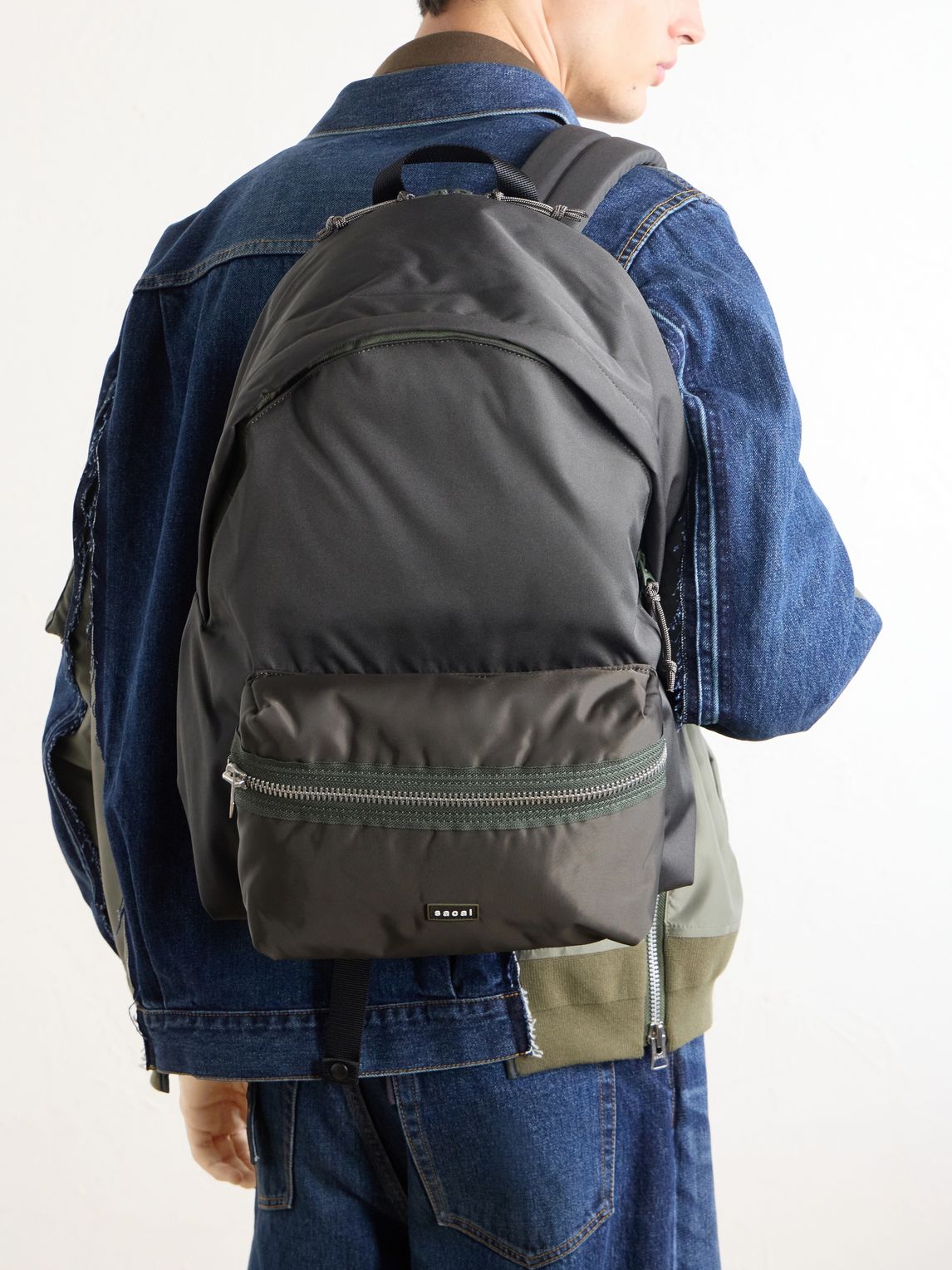 SACAI 로고 아플리케 셸 백팩