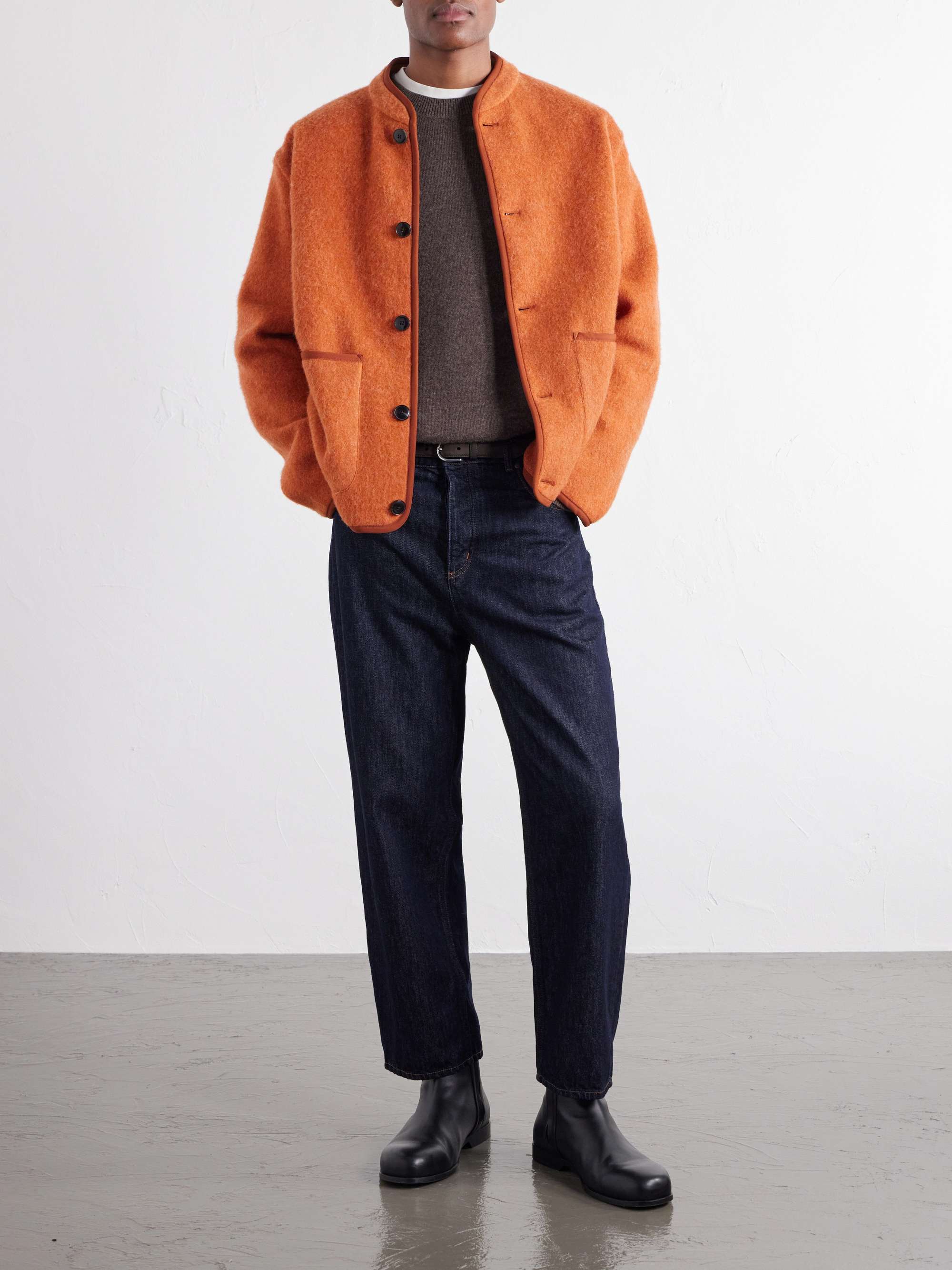 A KIND OF GUISE 
