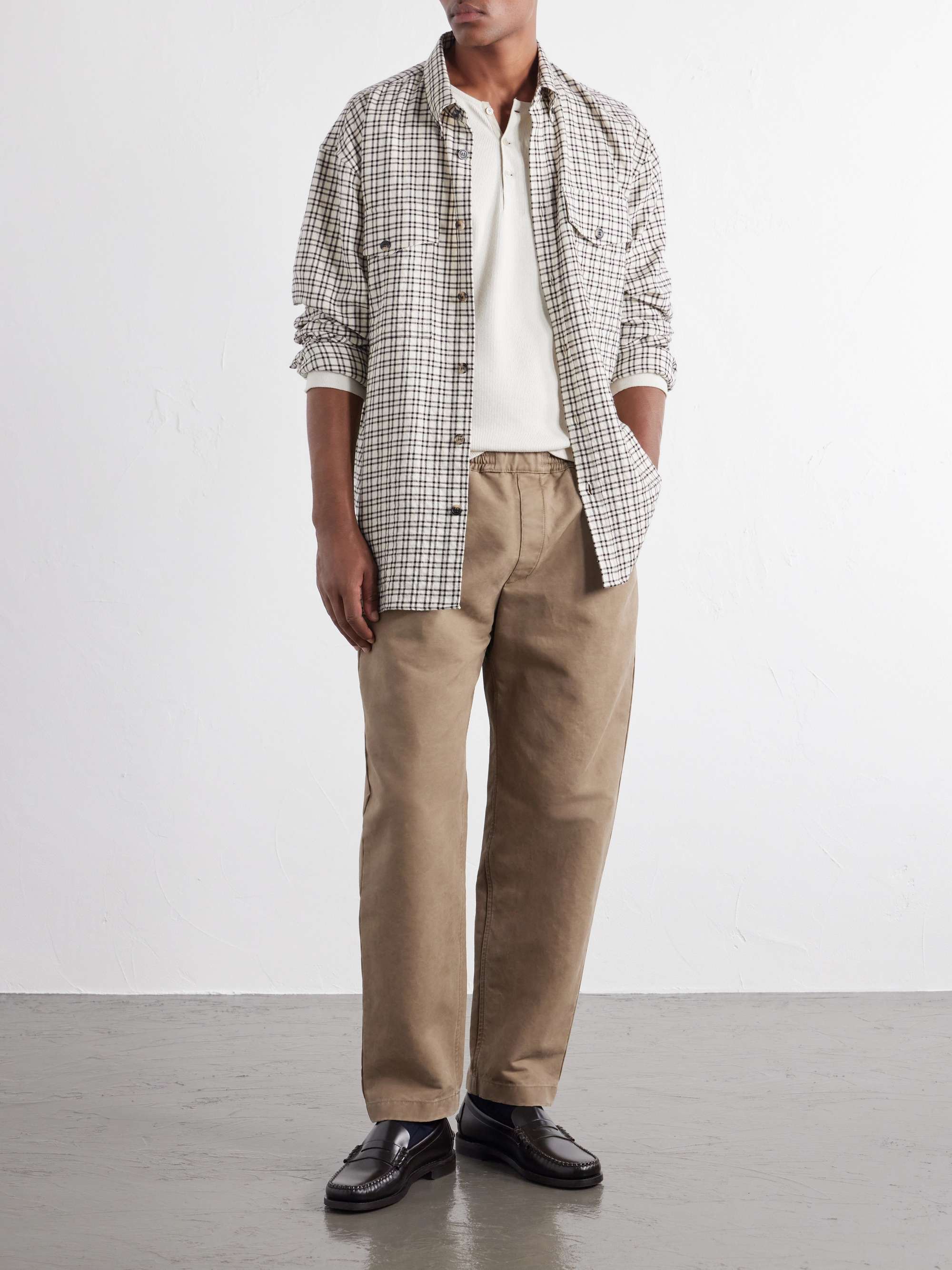 A KIND OF GUISE 