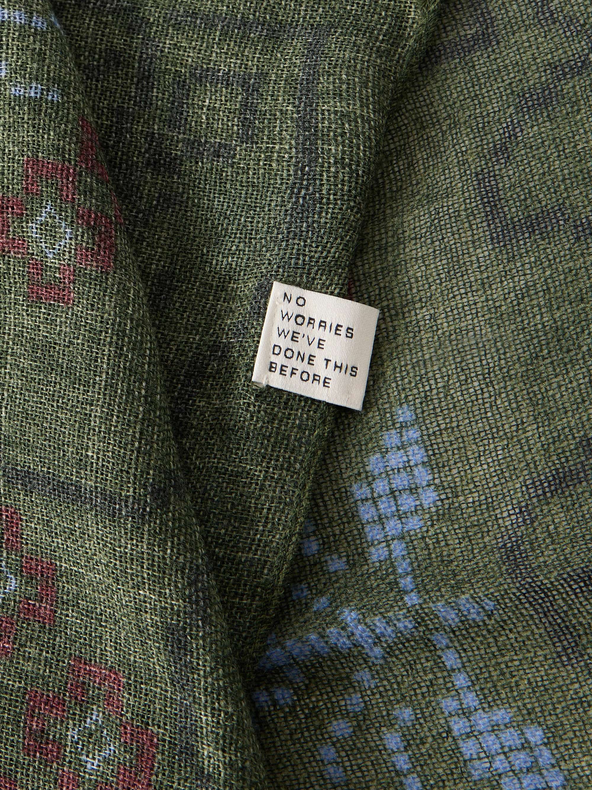 A KIND OF GUISE 