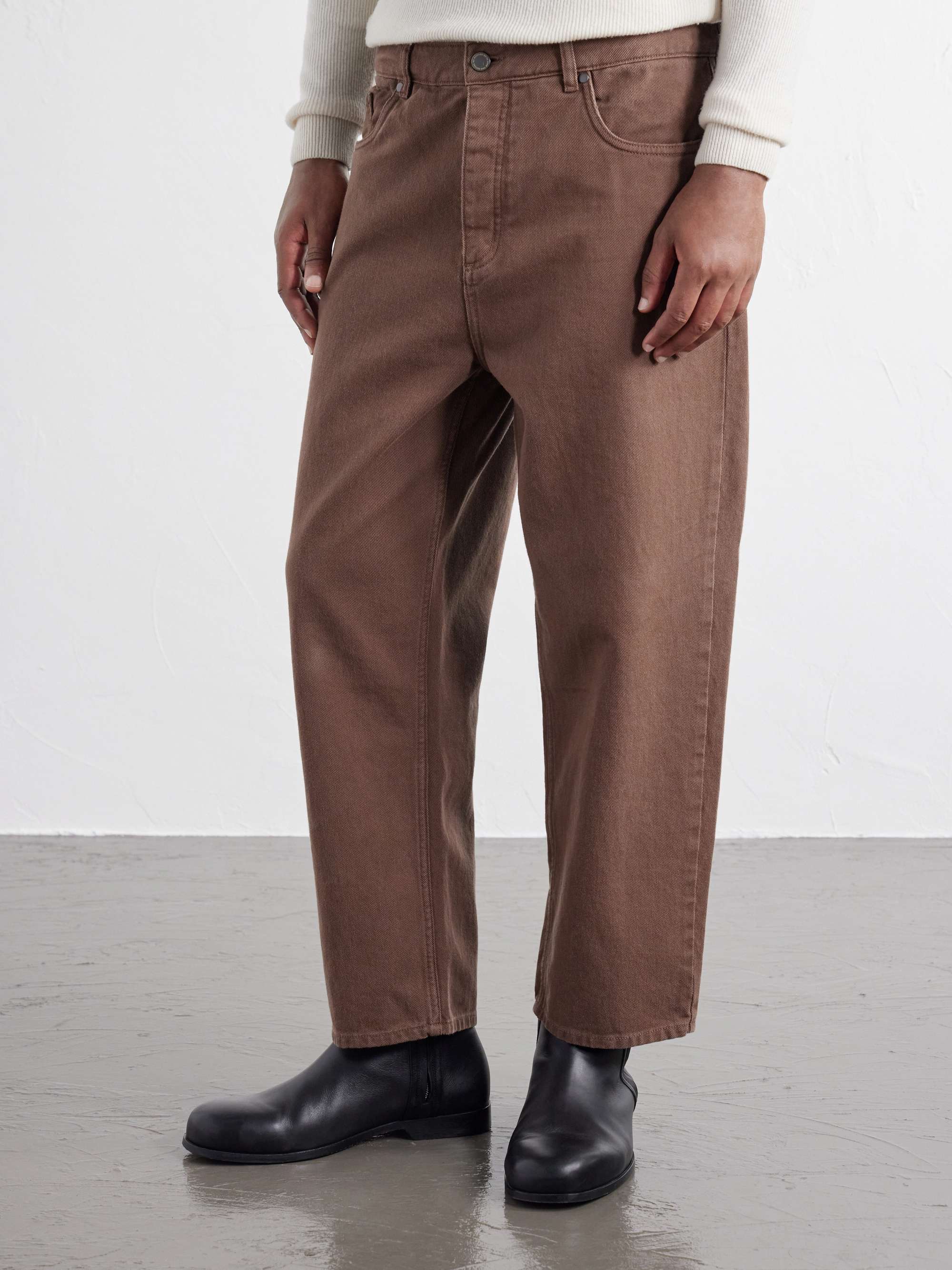 A KIND OF GUISE 