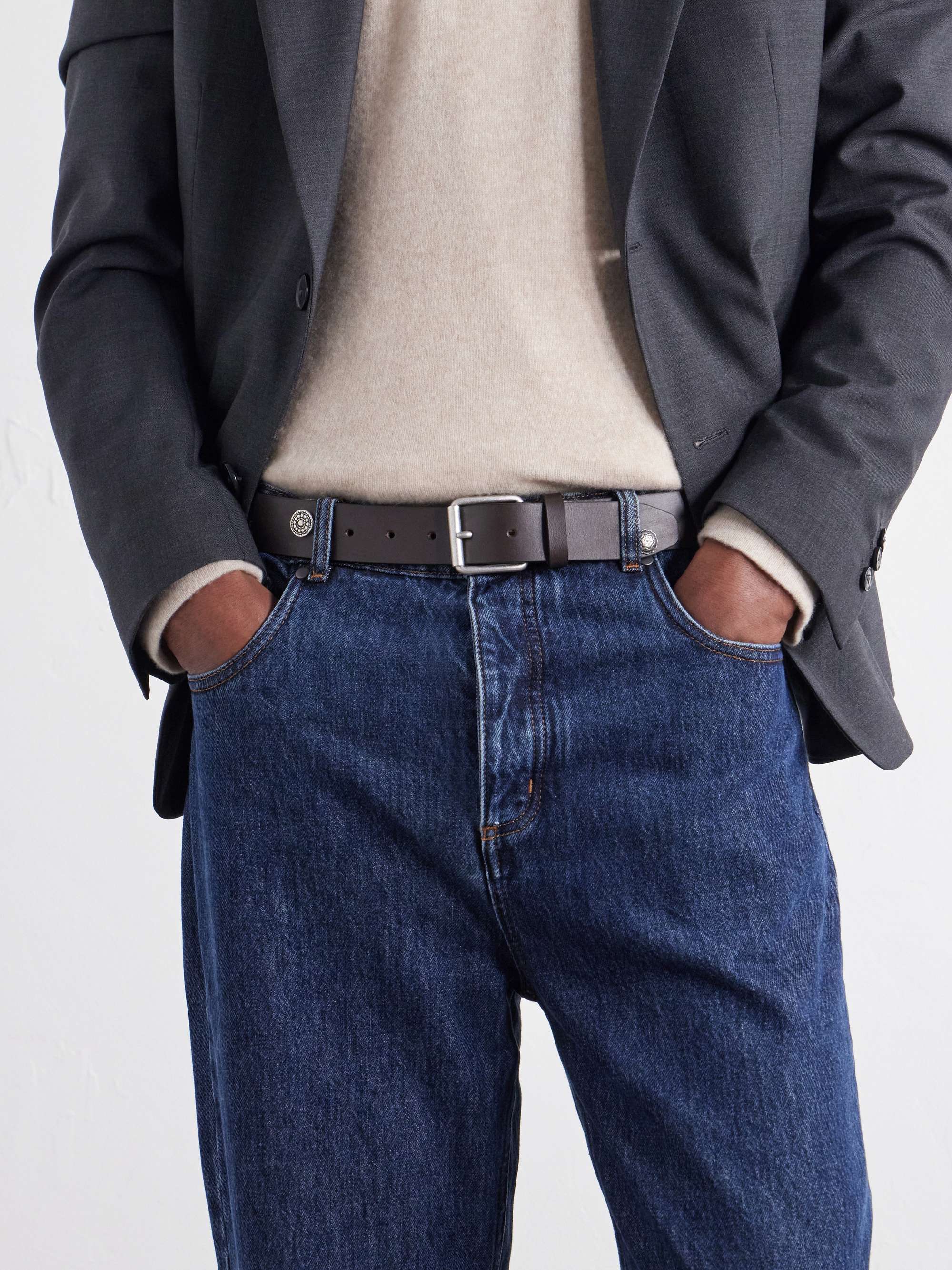 A KIND OF GUISE 
