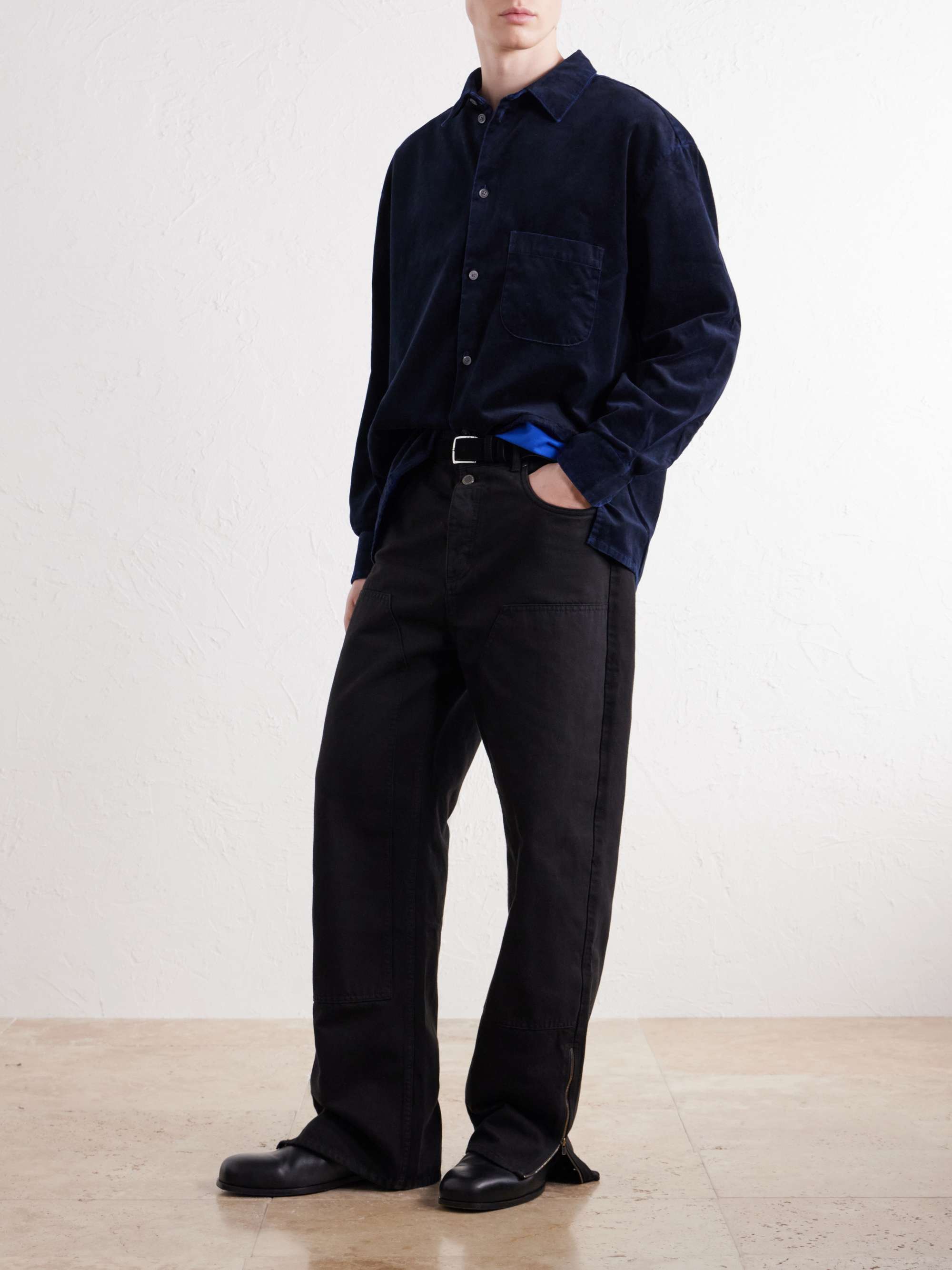 A KIND OF GUISE 