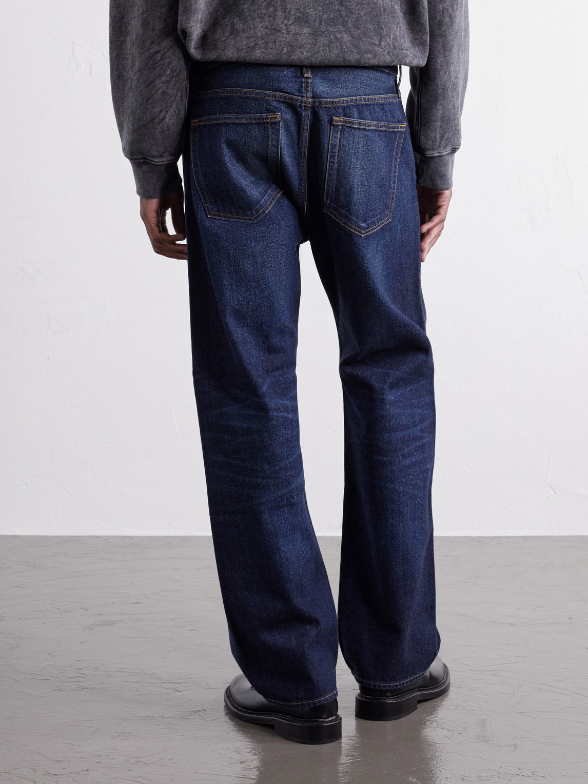 Magnus Wide-Leg Jeans