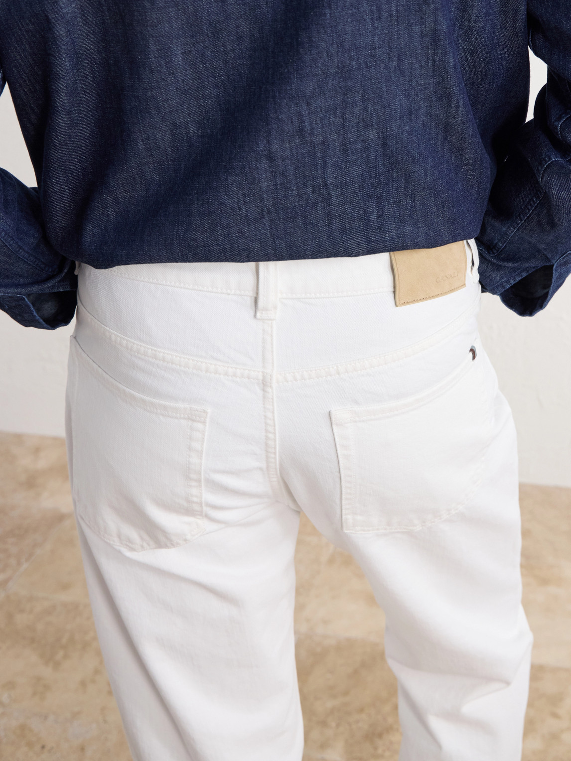 Tapered Jeans