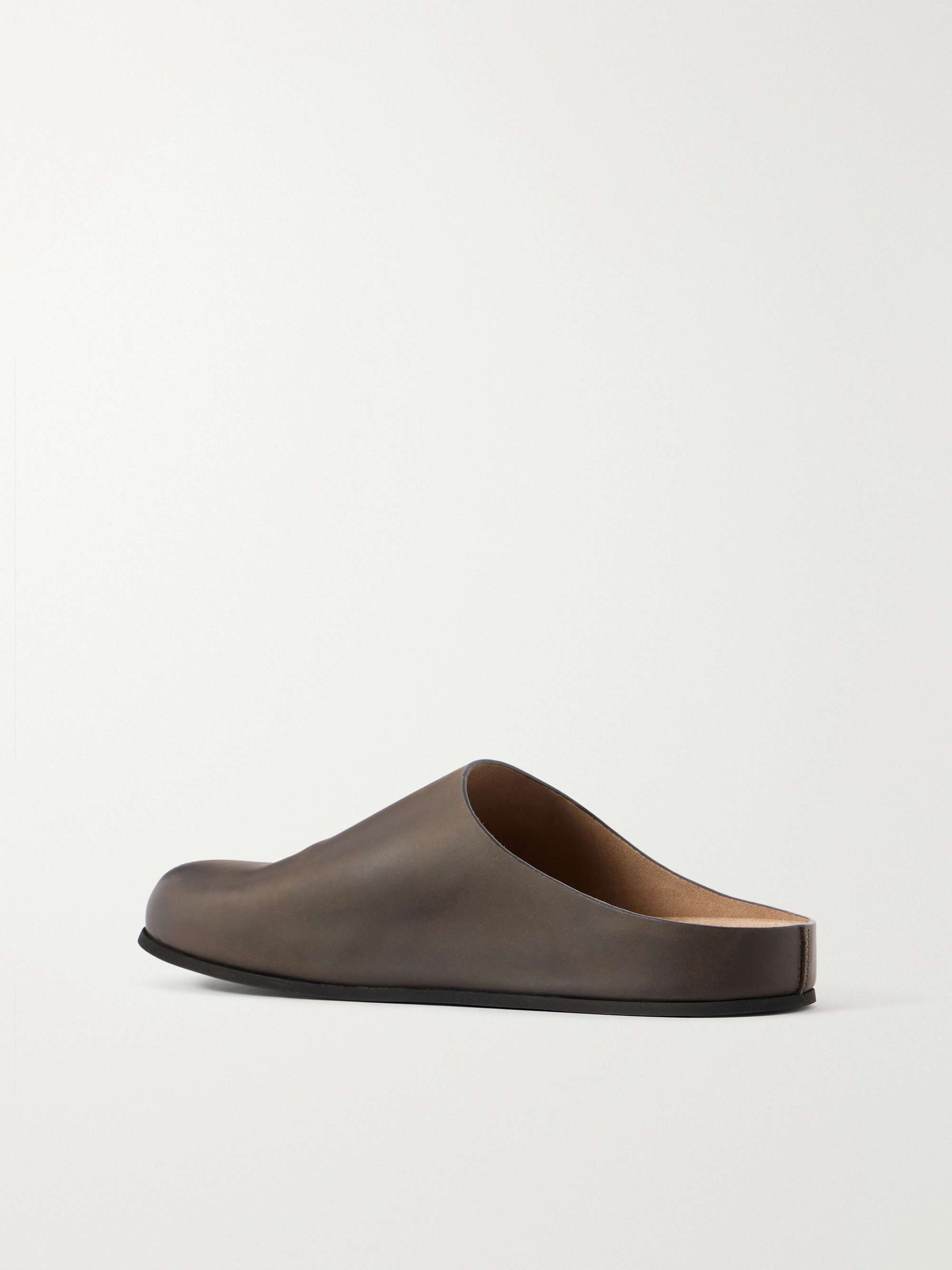 COMMON PROJECTS 