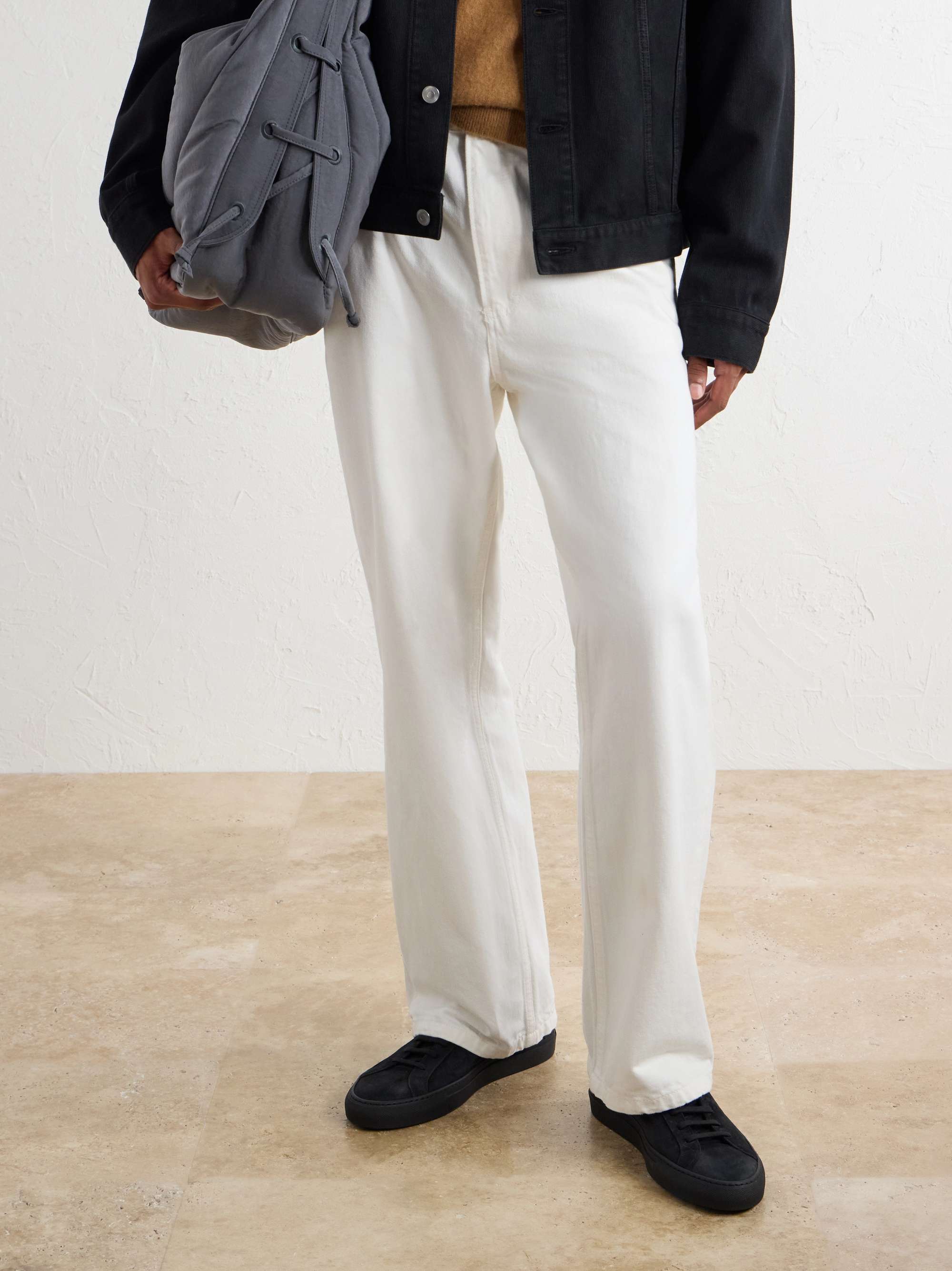 COMMON PROJECTS 