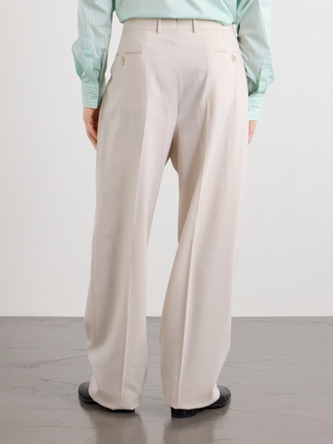 Straight-Leg Pleated Wool, Cashmere And Silk-Blend Trousers