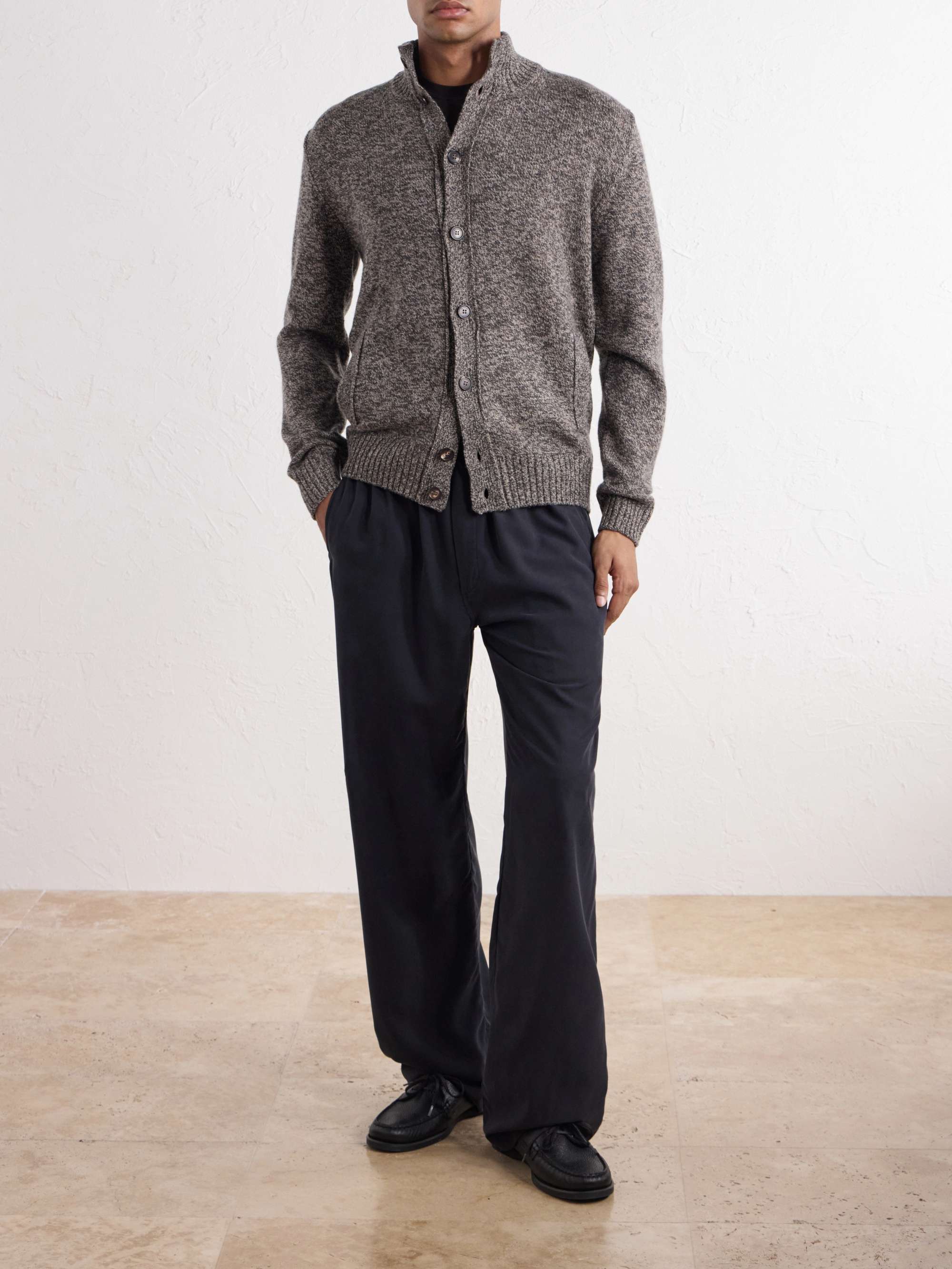 SLOWEAR 