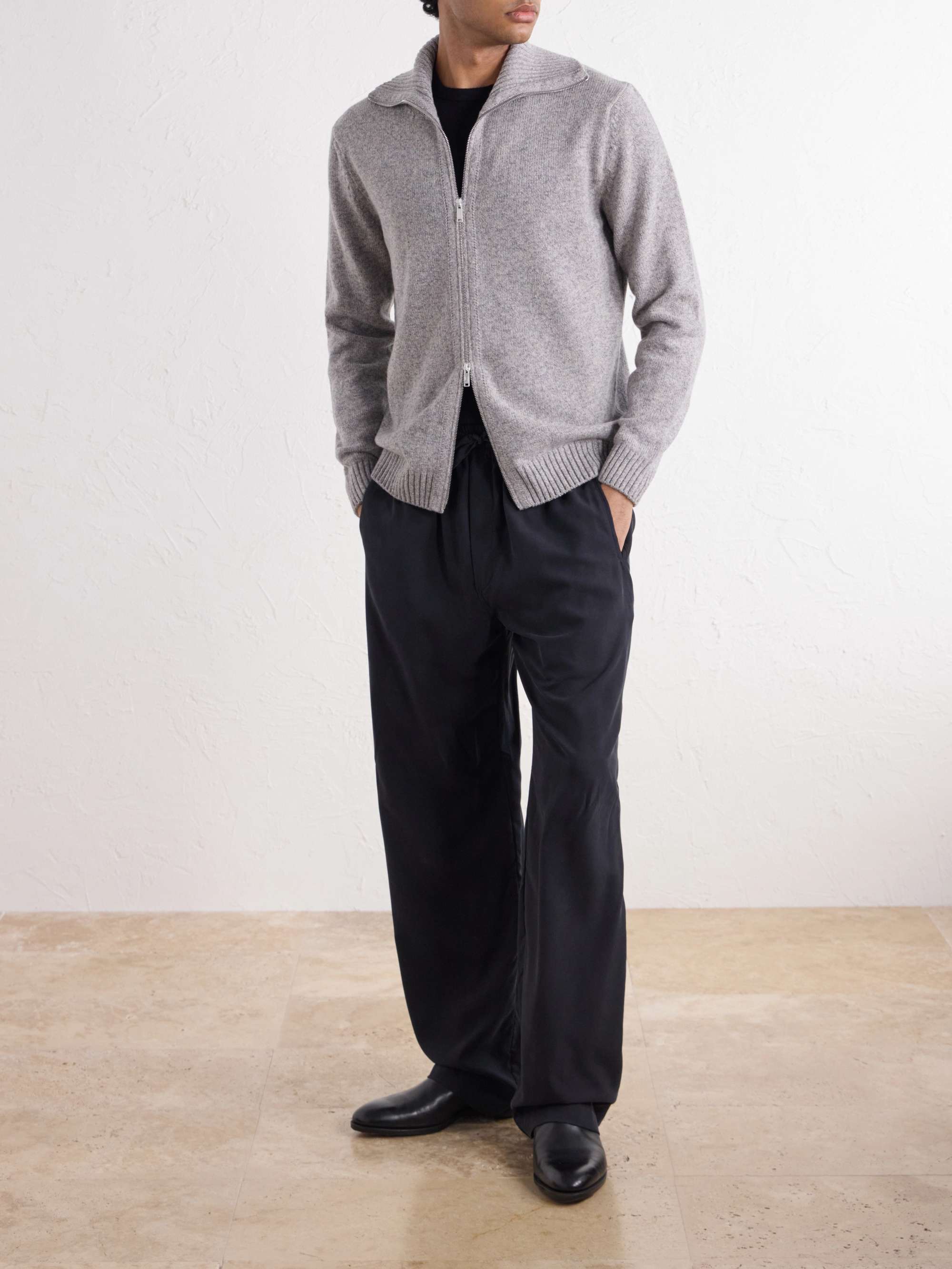 SLOWEAR 