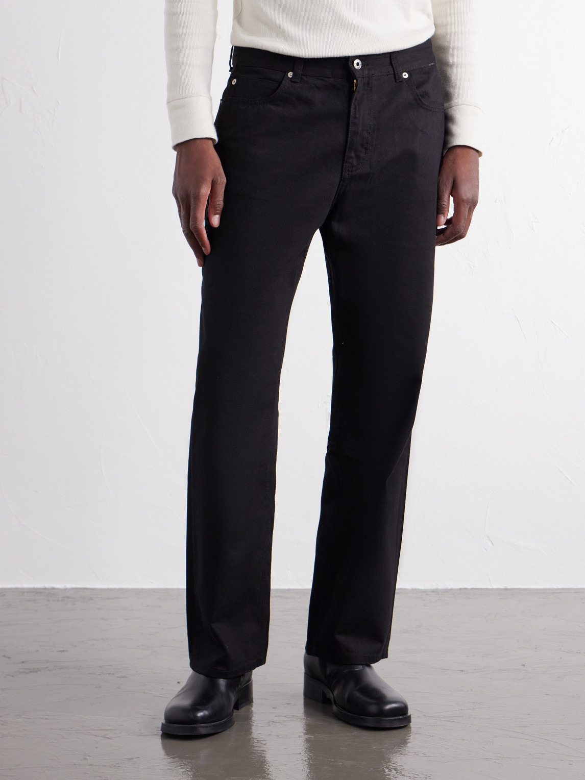 Straight-Leg Jeans