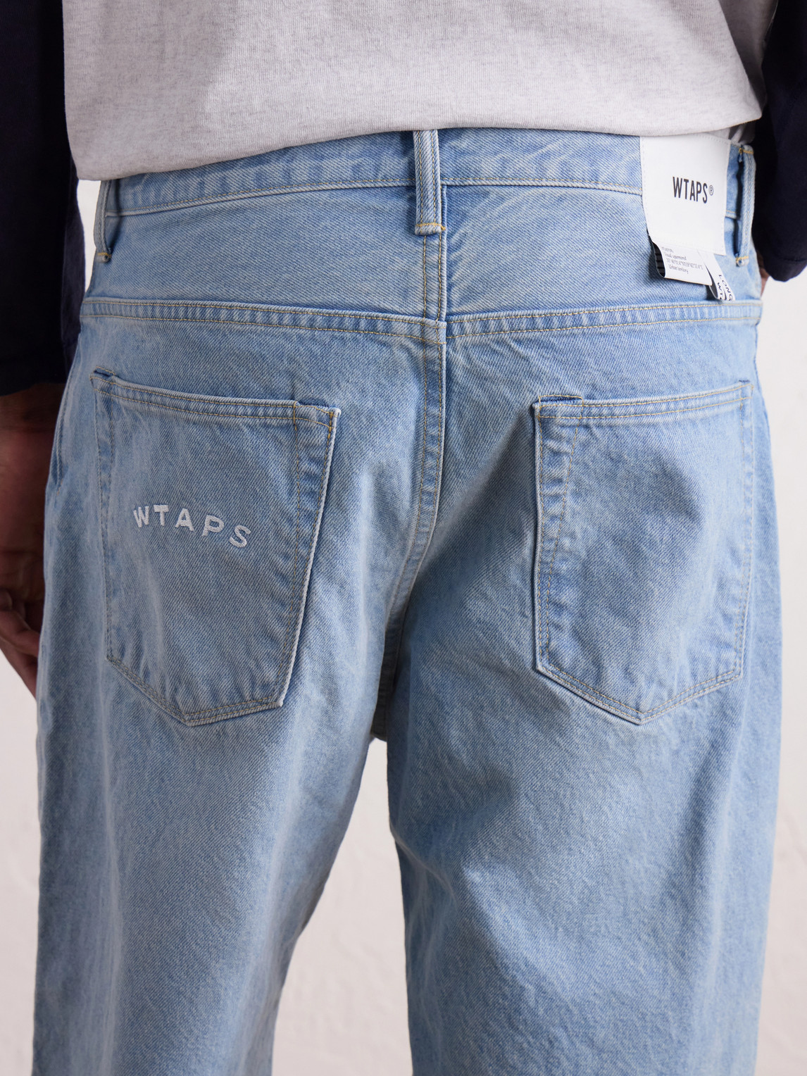 Blues Wide-Leg Logo-Embroidered Jeans