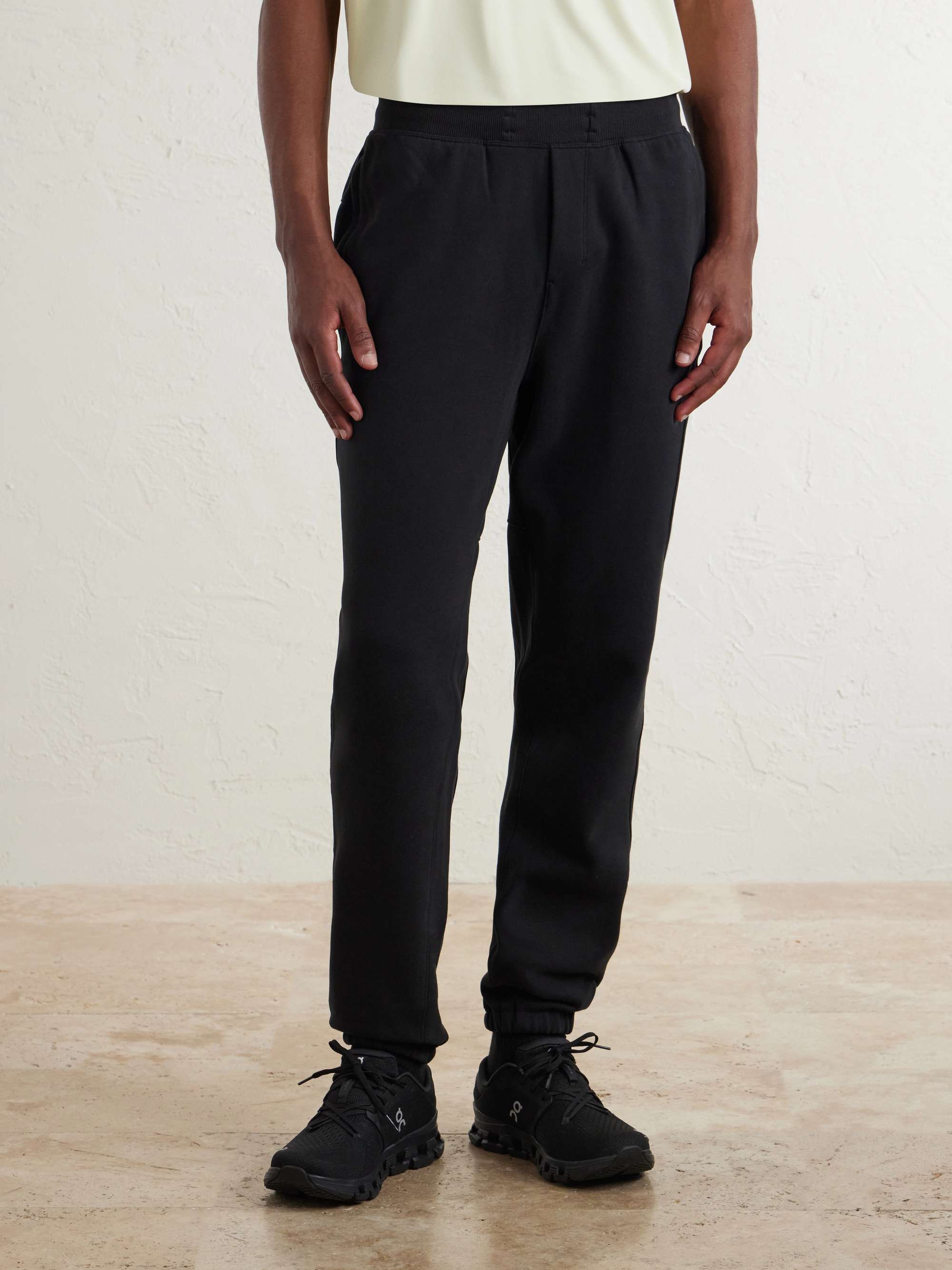 LULULEMON 